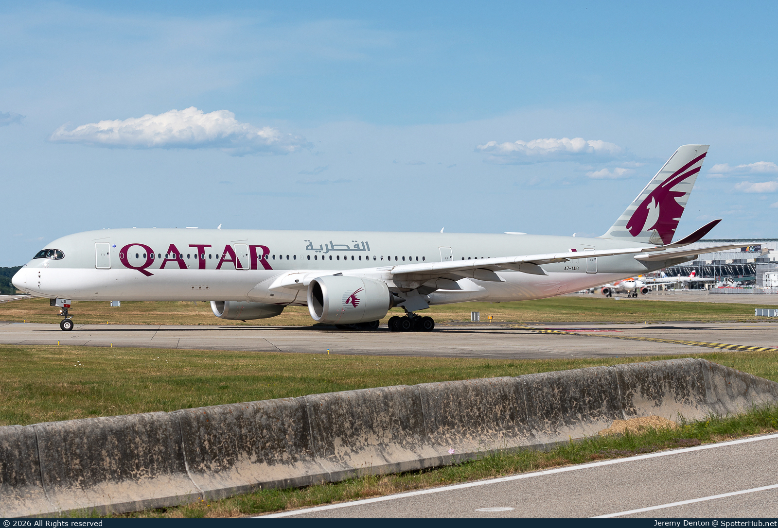 Photo of A7-ALG - Airbus A350-941 operated by Qatar Airways