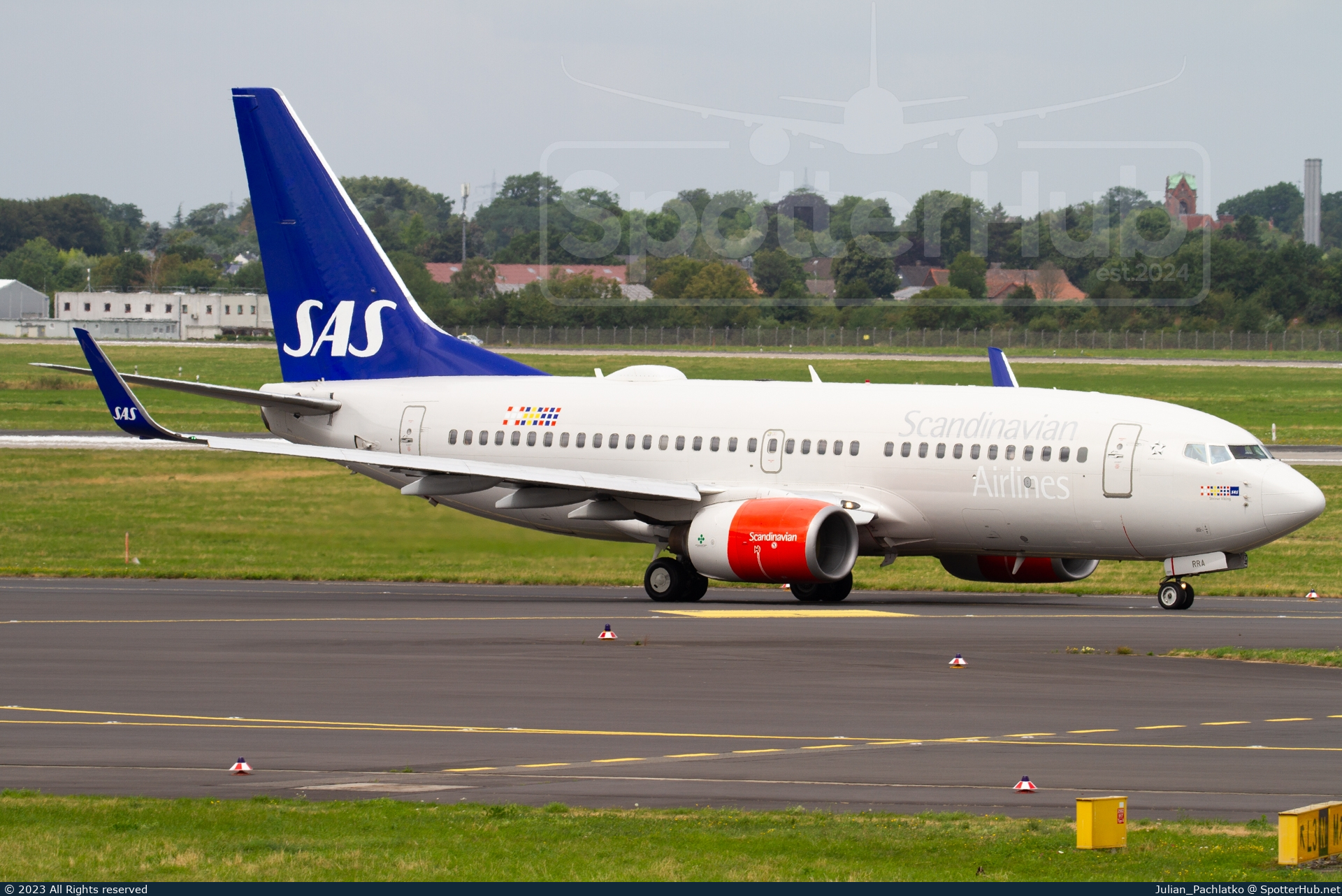 Photo of LN-RRA - Boeing 737-783 operated by SAS Scandinavian Airlines