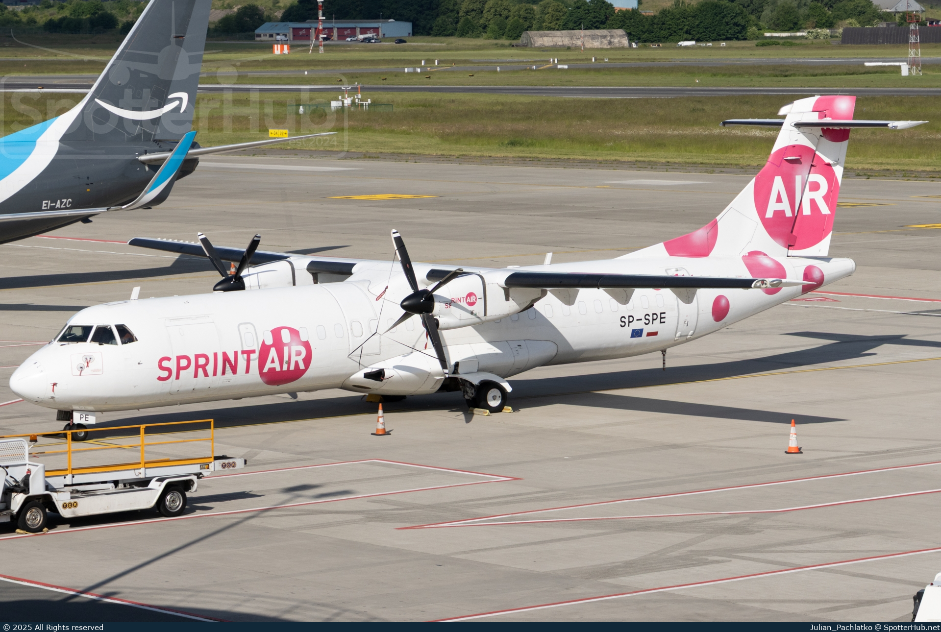 Photo of SP-SPE - ATR 72-202(F) operated by SprintAir