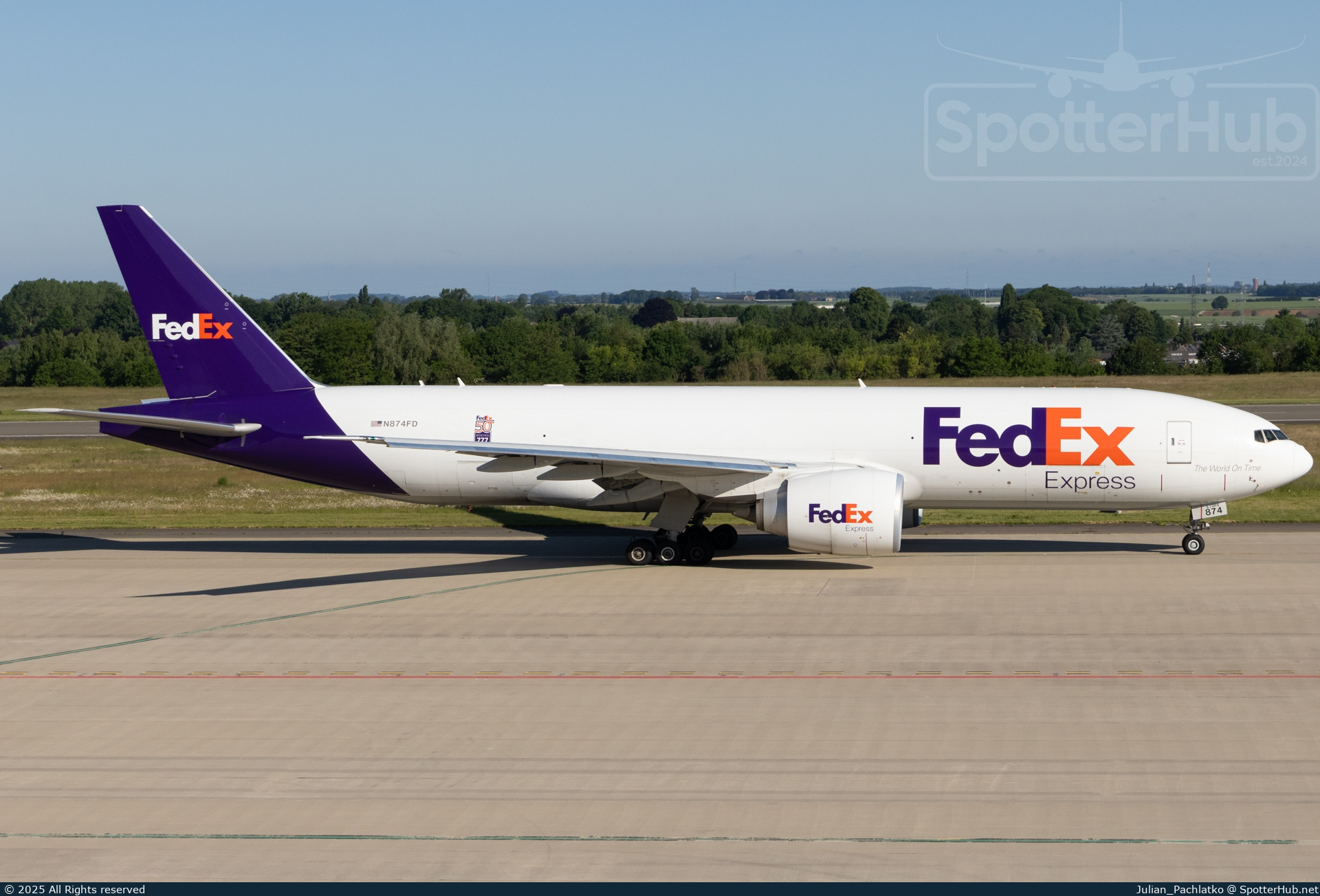 Photo of N874FD - Boeing 777-F operated by FedEx