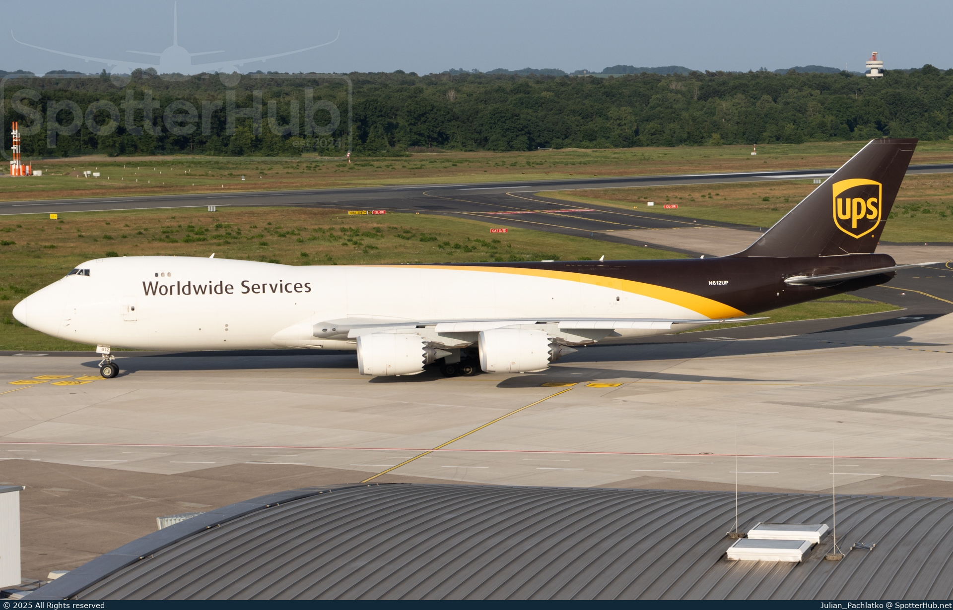 Photo of N612UP - Boeing 747-84AF operated by UPS United Parcel Service