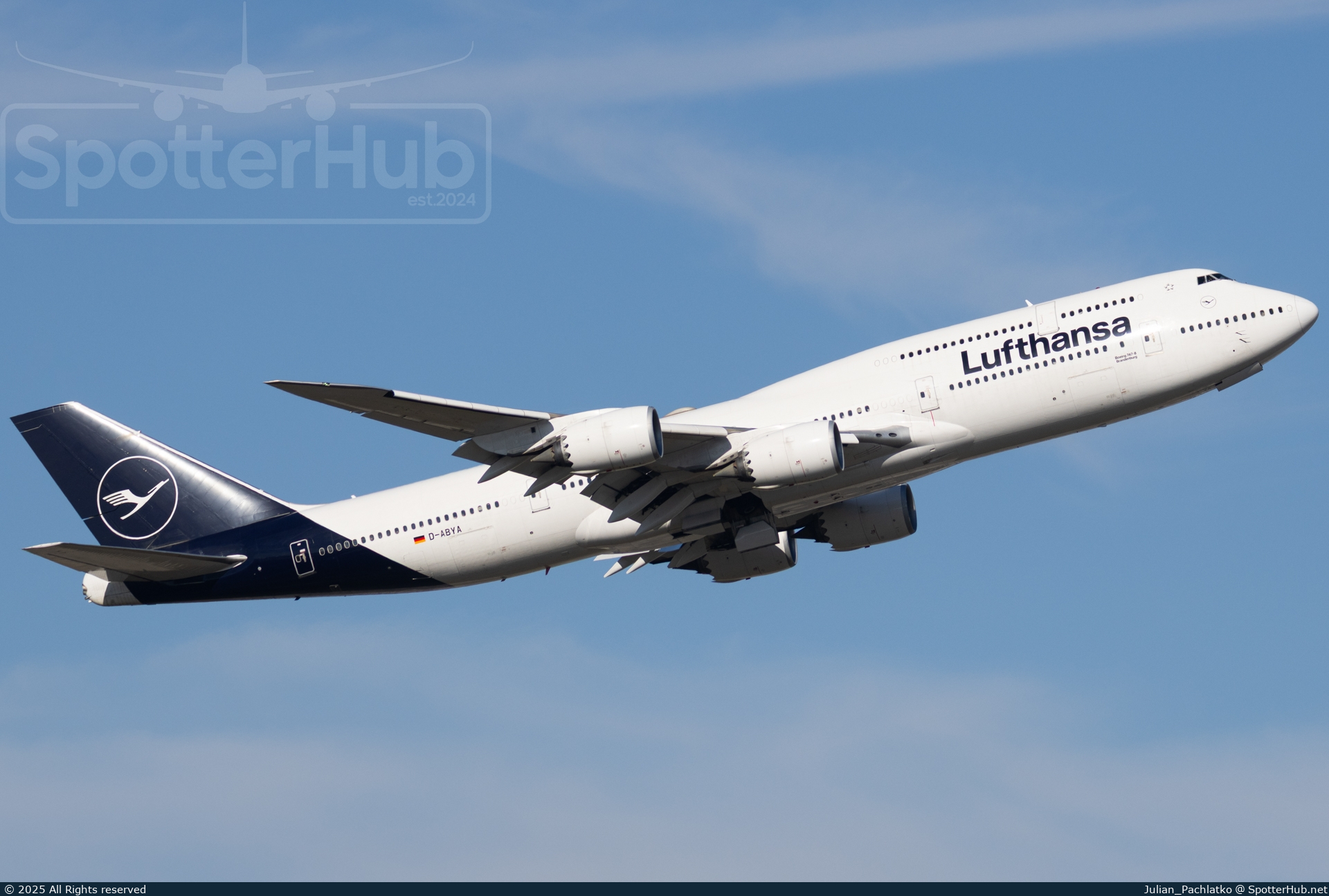 Photo of D-ABYA - Boeing 747-830 operated by Lufthansa