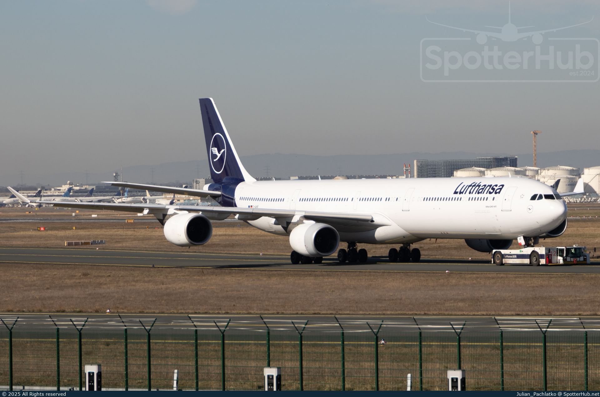 Photo of D-AIHF - Airbus A340-642 operated by Lufthansa