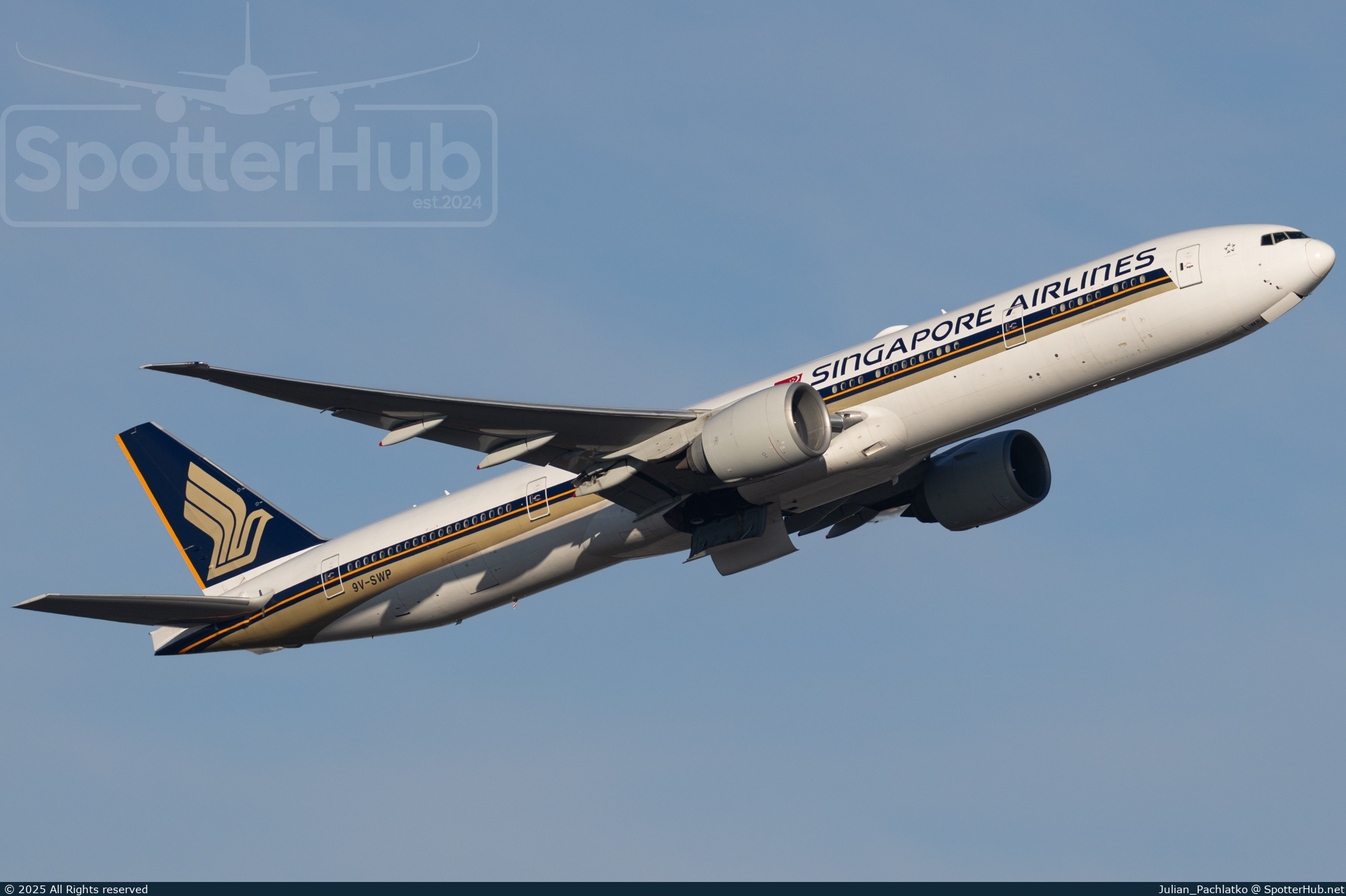 Photo of 9V-SWP - Boeing 777-312(ER) operated by Singapore Airlines