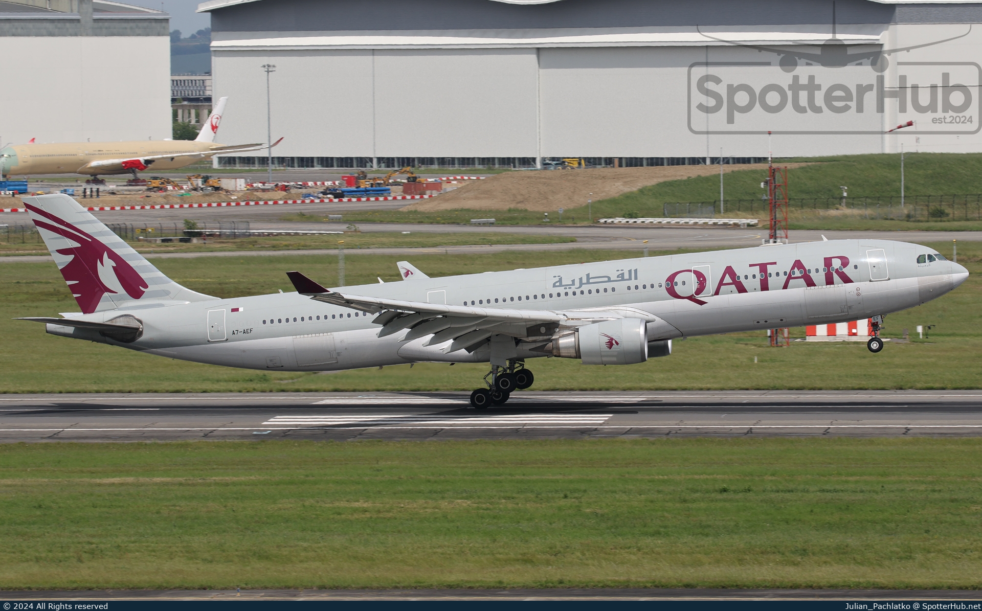 Photo of A7-AEF - Airbus A330-302 operated by Qatar Airways