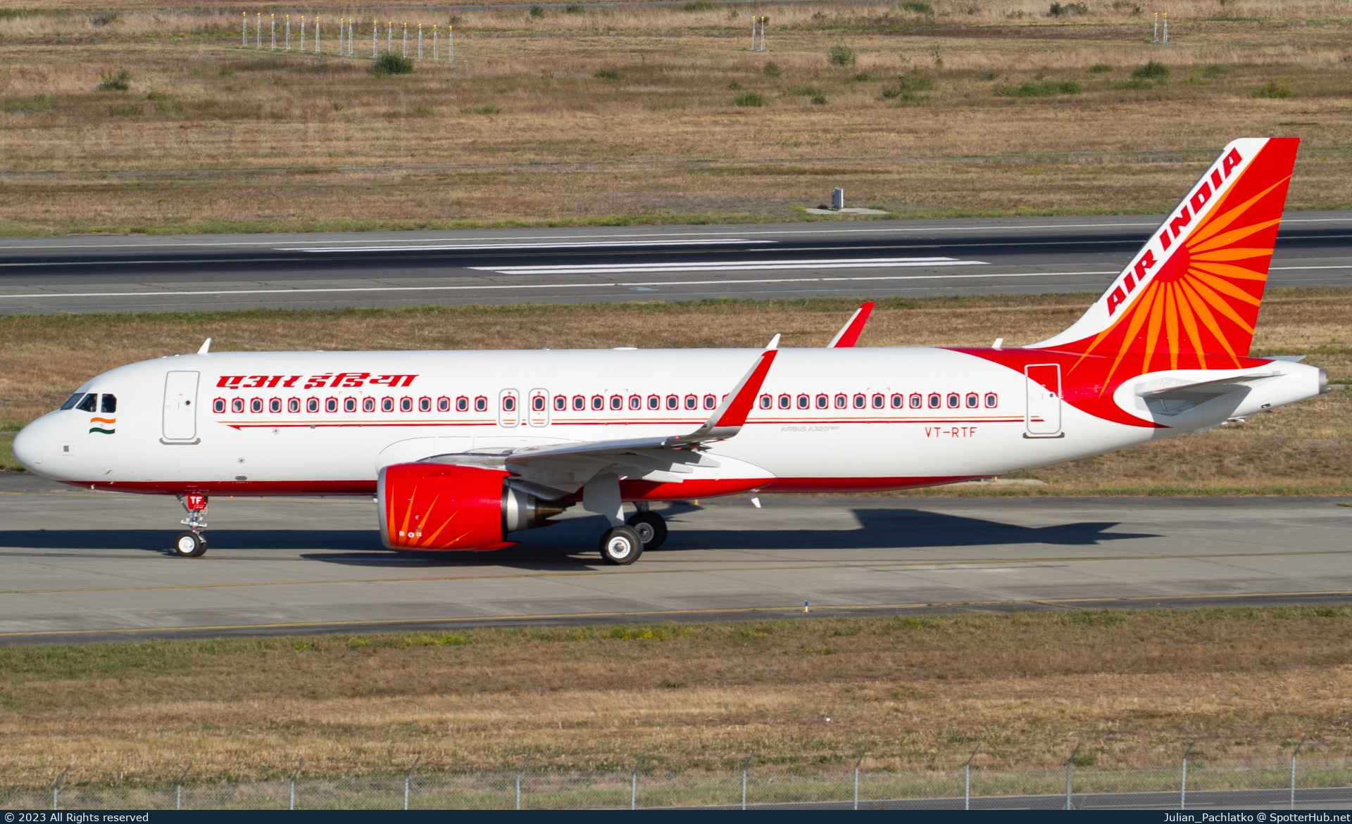 Photo of VT-RTF - Airbus A320-251N operated by Air India