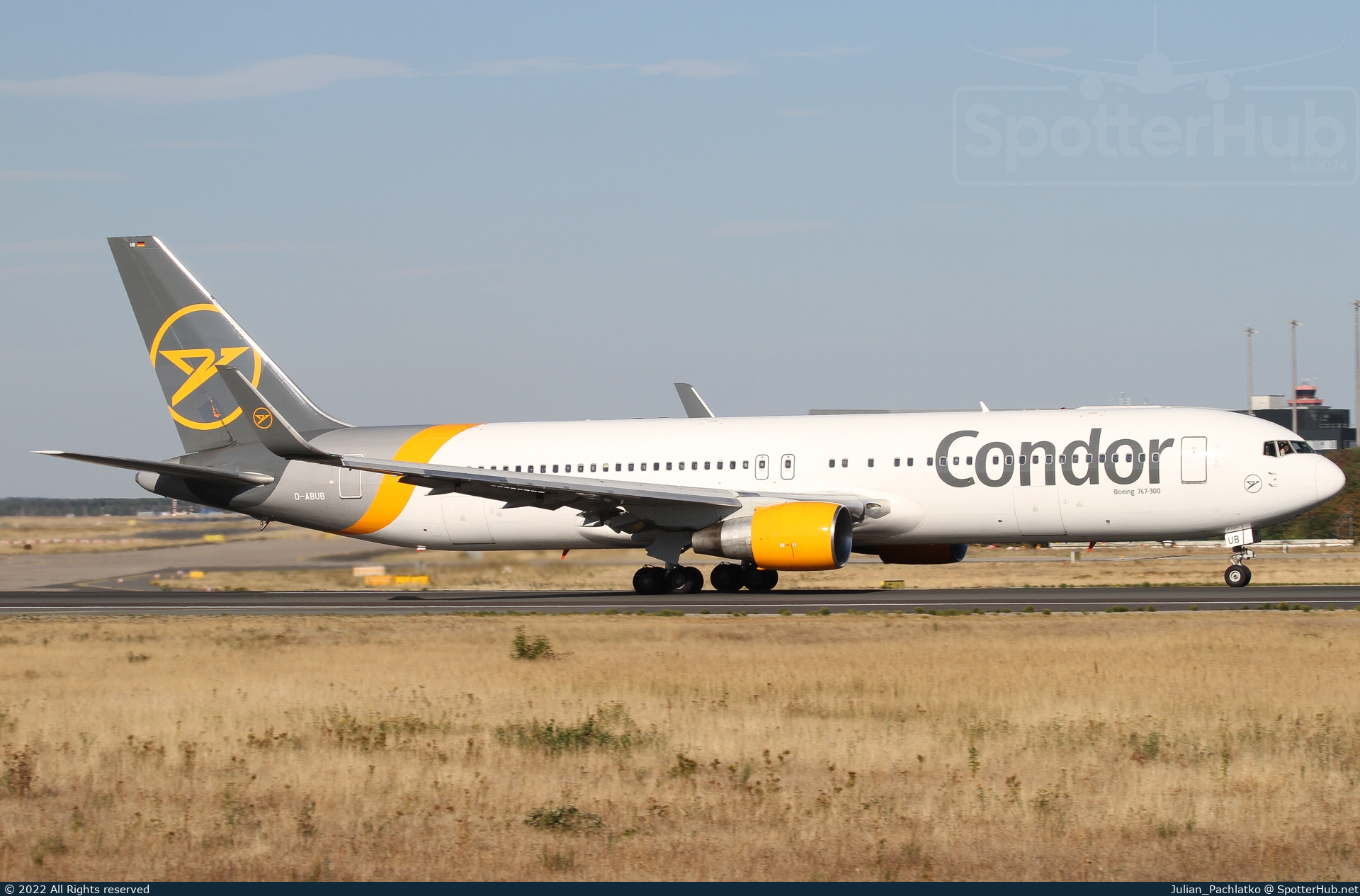 Photo of D-ABUB - Boeing 767-330(ER) operated by Condor