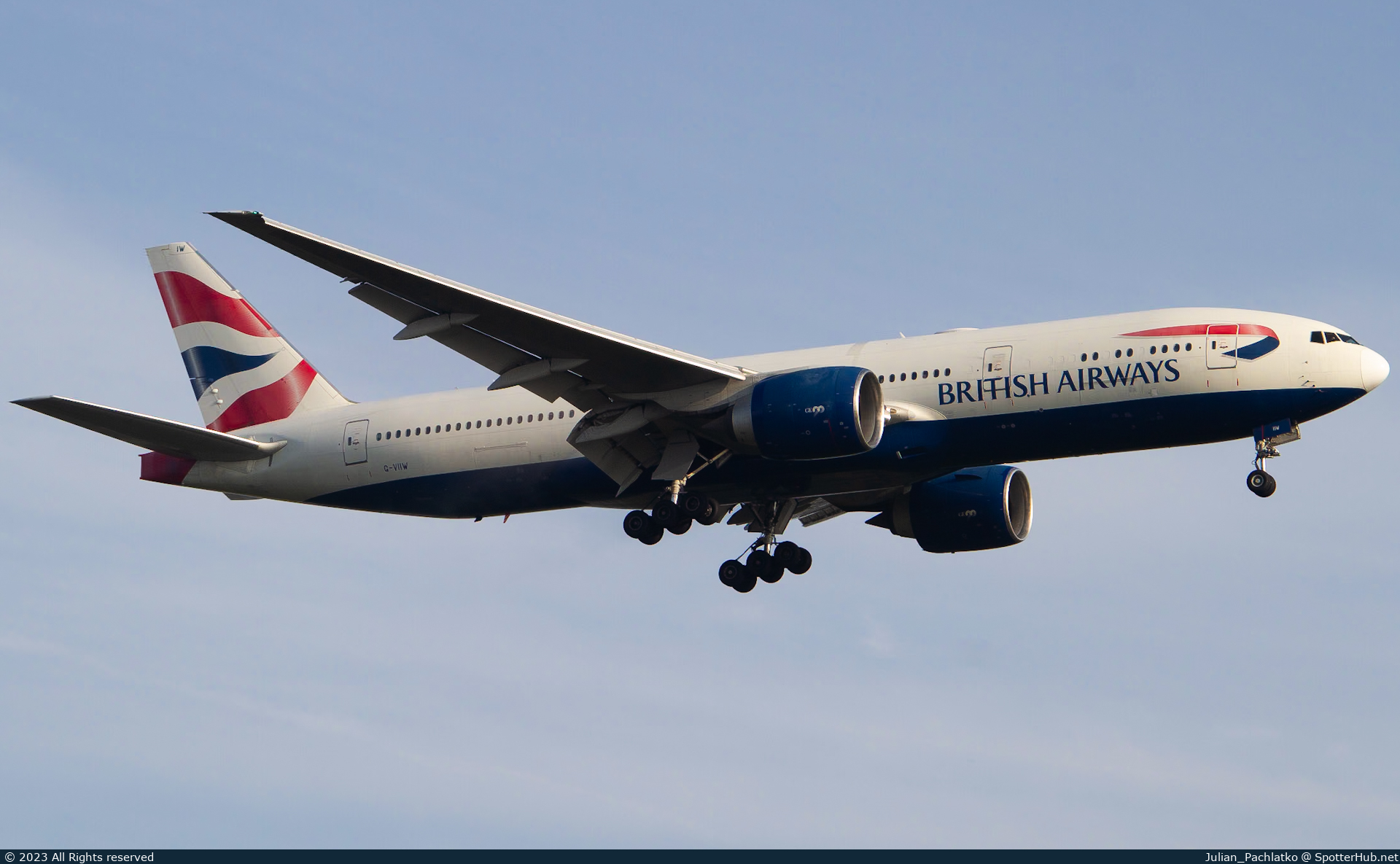 Photo of G-VIIW - Boeing 777-236(ER) operated by British Airways