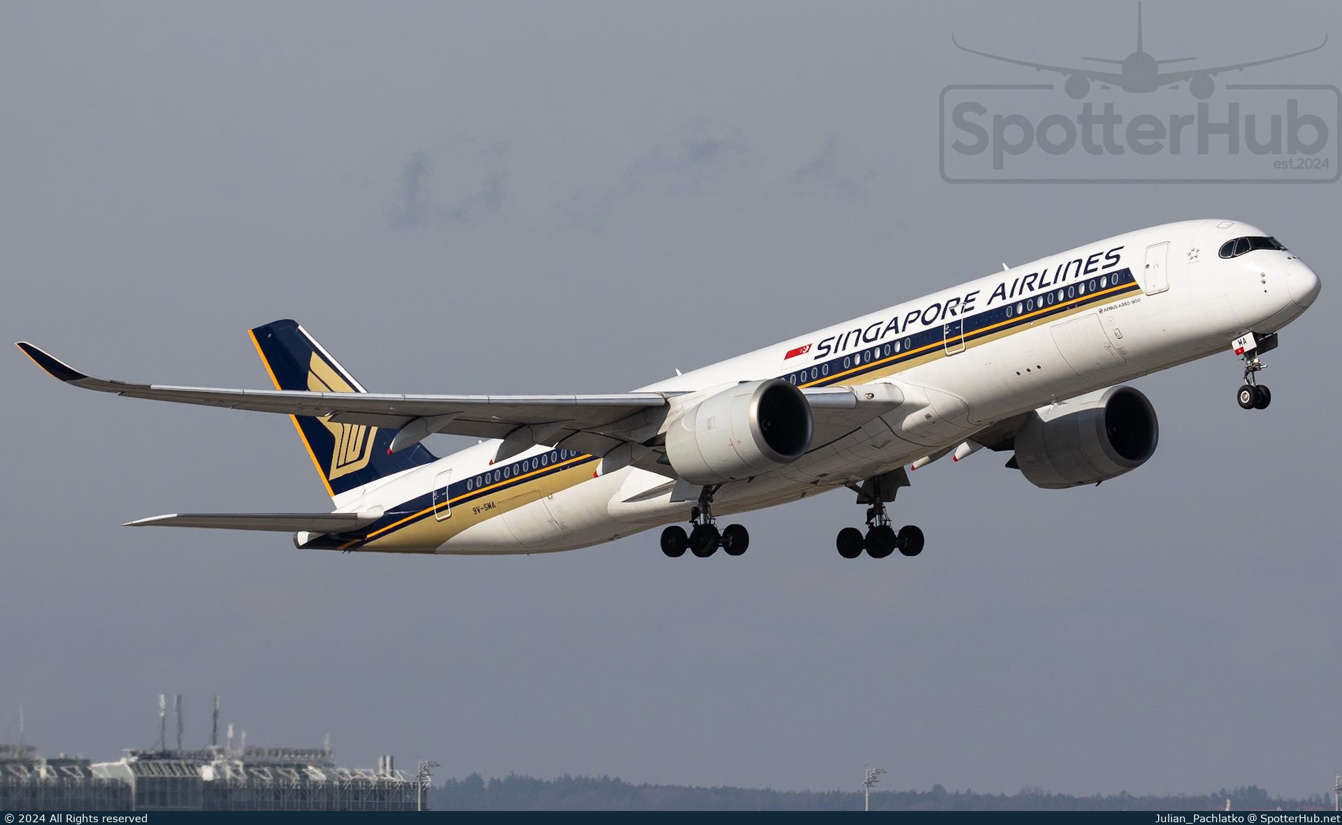 Photo of 9V-SWA - Boeing 777-312(ER) operated by Singapore Airlines