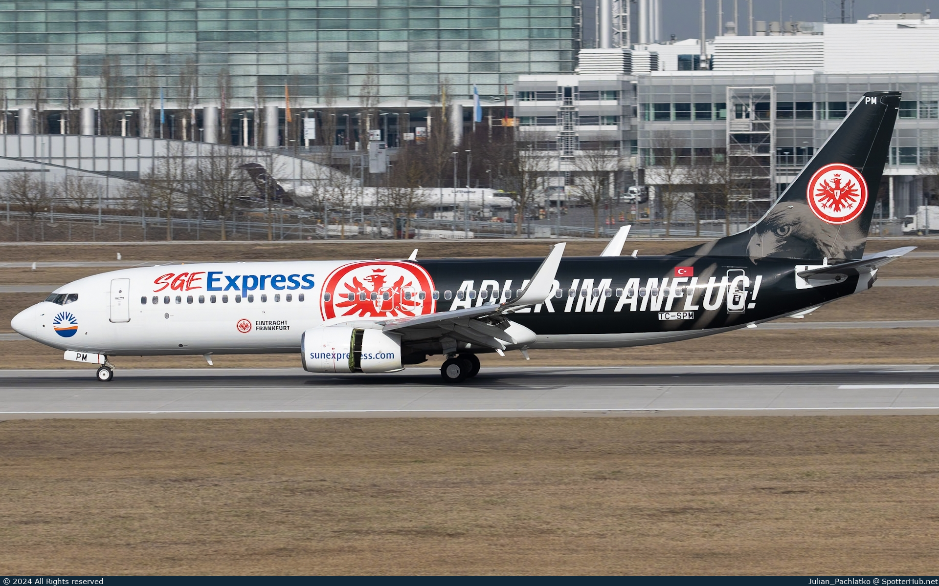 Photo of TC-SPM - Boeing 737-8MA operated by SunExpress