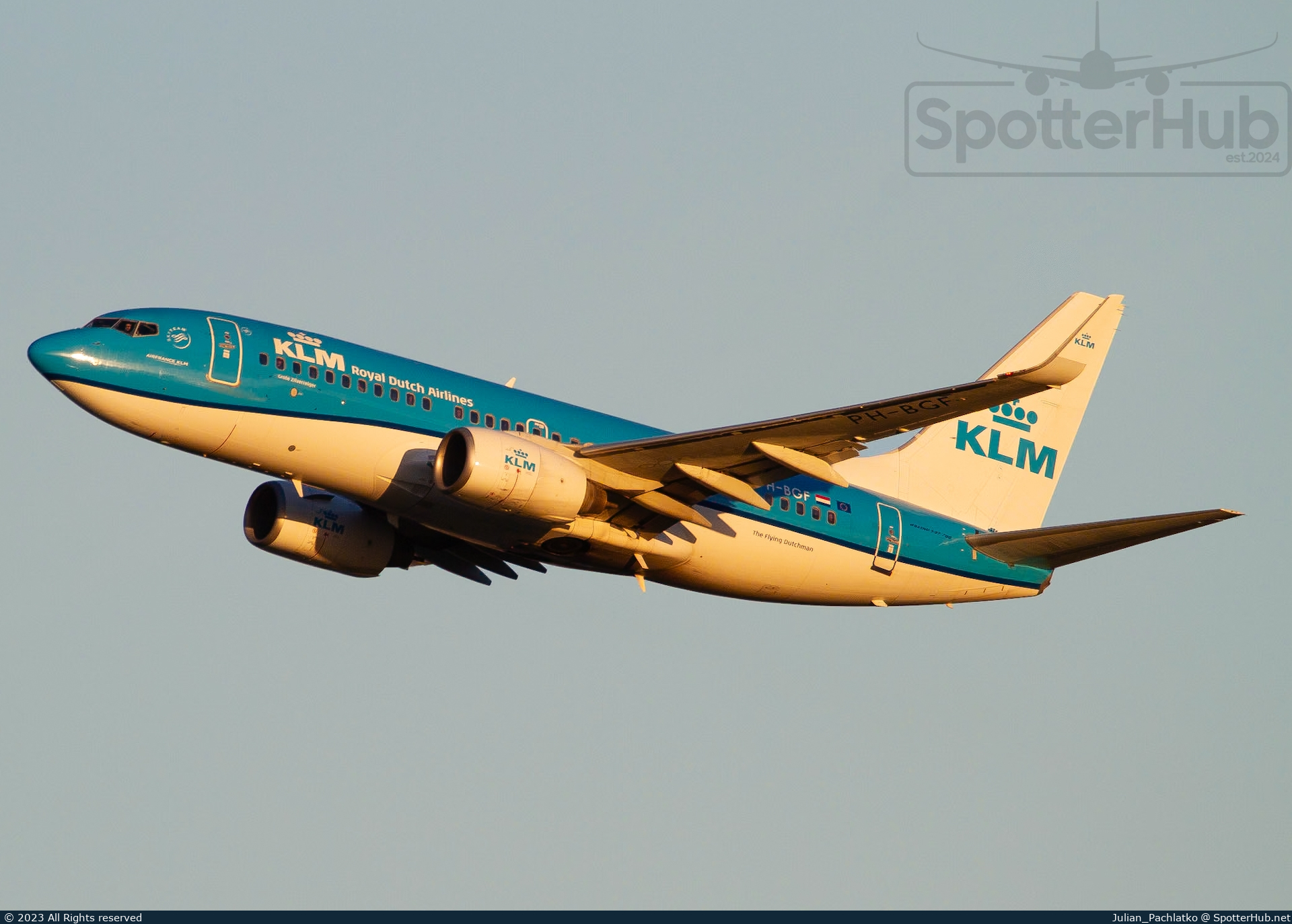 Photo of PH-BGF - Boeing 737-7K2 operated by KLM Royal Dutch Airlines