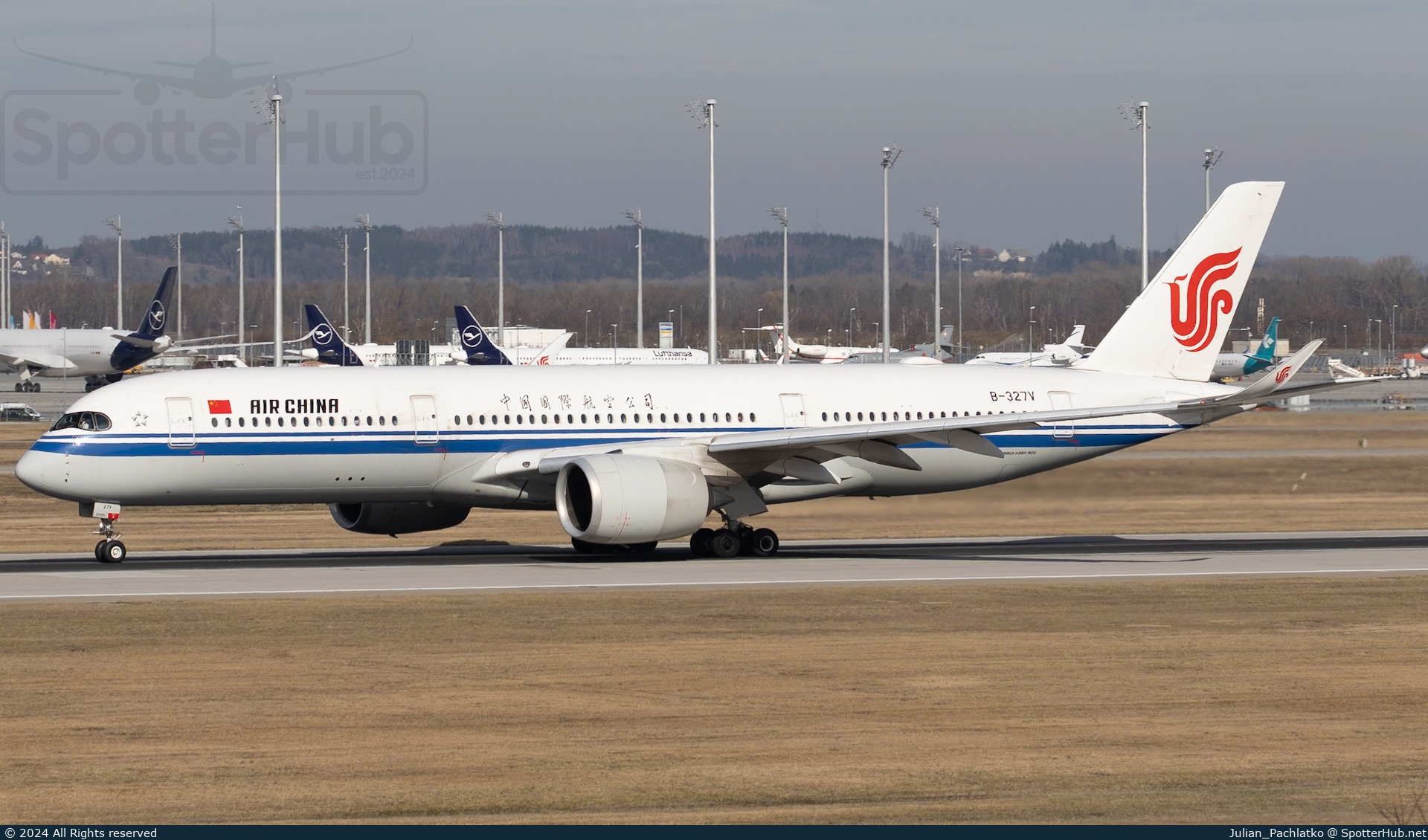 Photo of B-327V - Airbus A350-941 operated by Air China