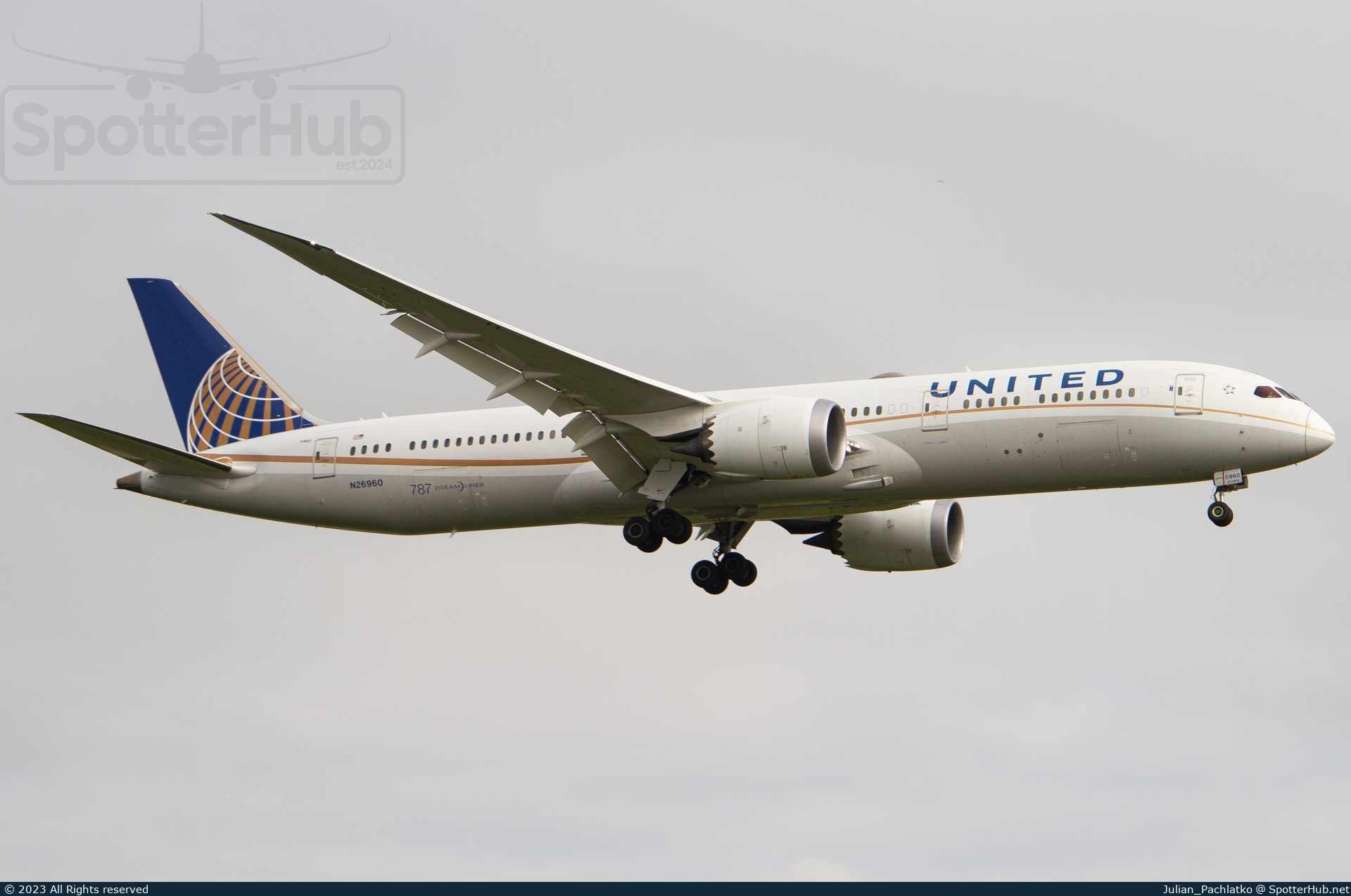 Photo of N26960 - Boeing 787-9 Dreamliner operated by United Airlines
