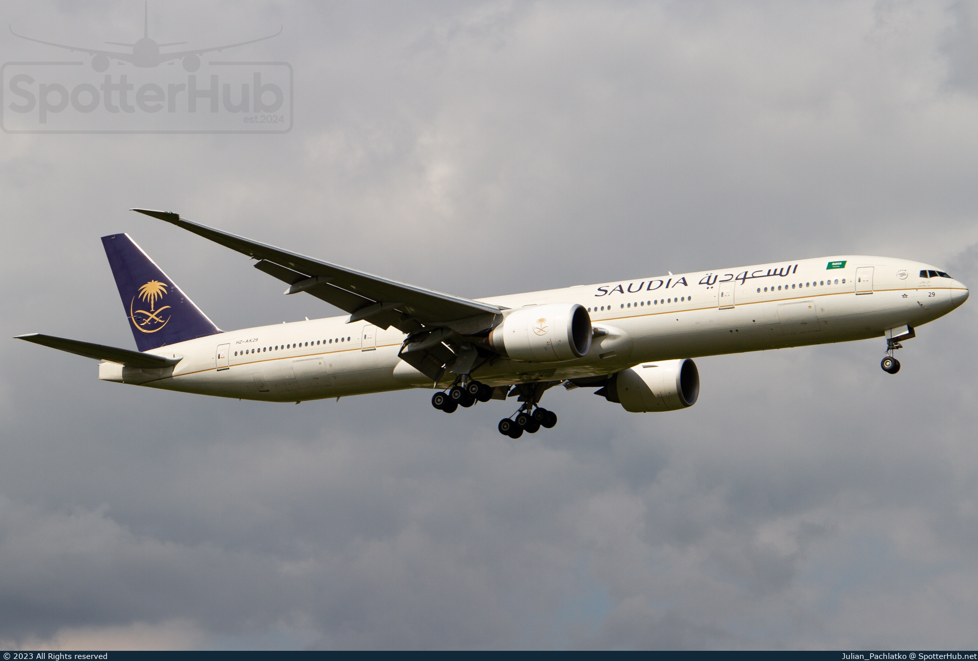 Photo of HZ-AK29 - Boeing 777-368(ER) operated by Saudia