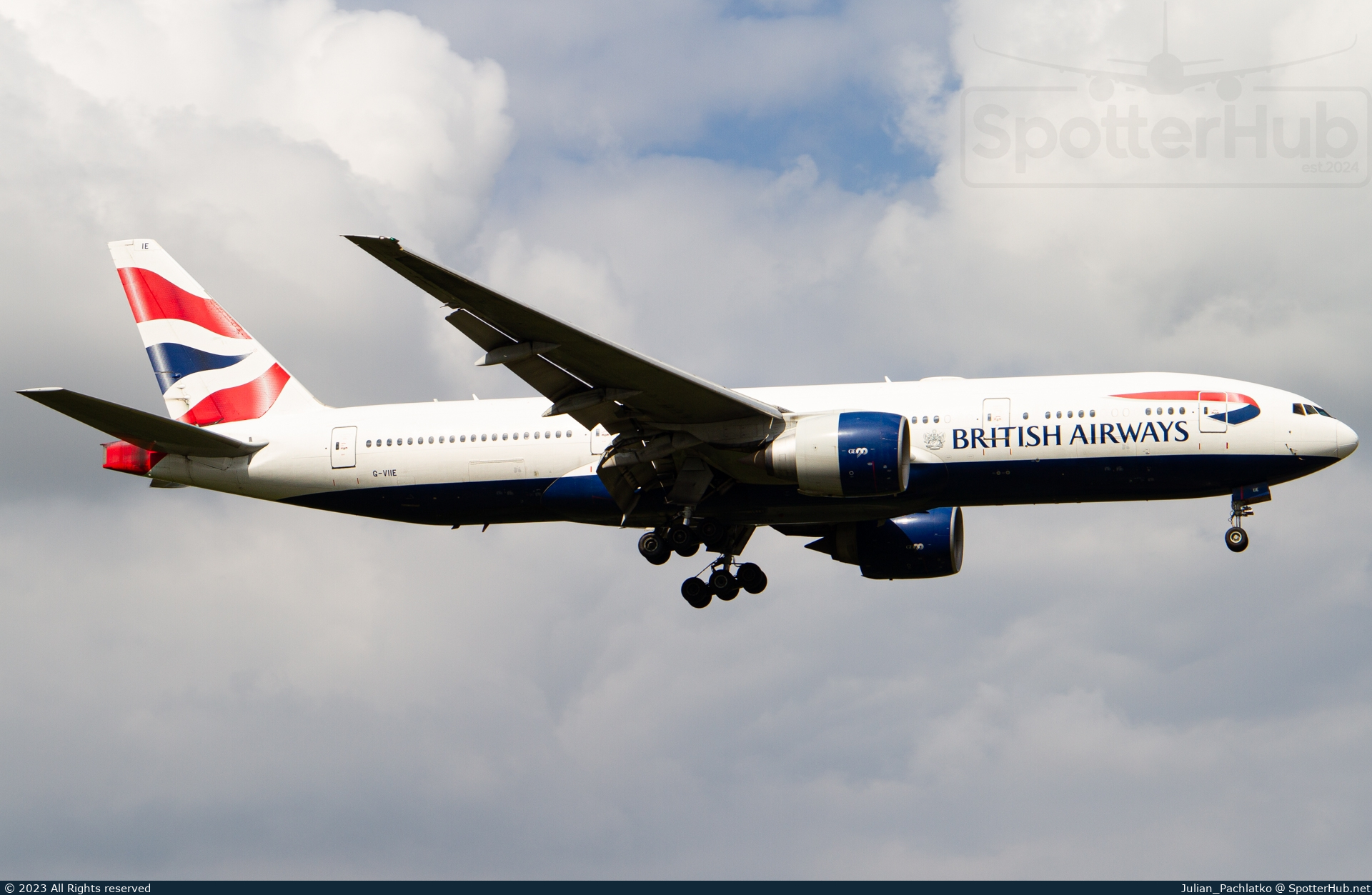 Photo of G-VIIE - Boeing 777-236(ER) operated by British Airways