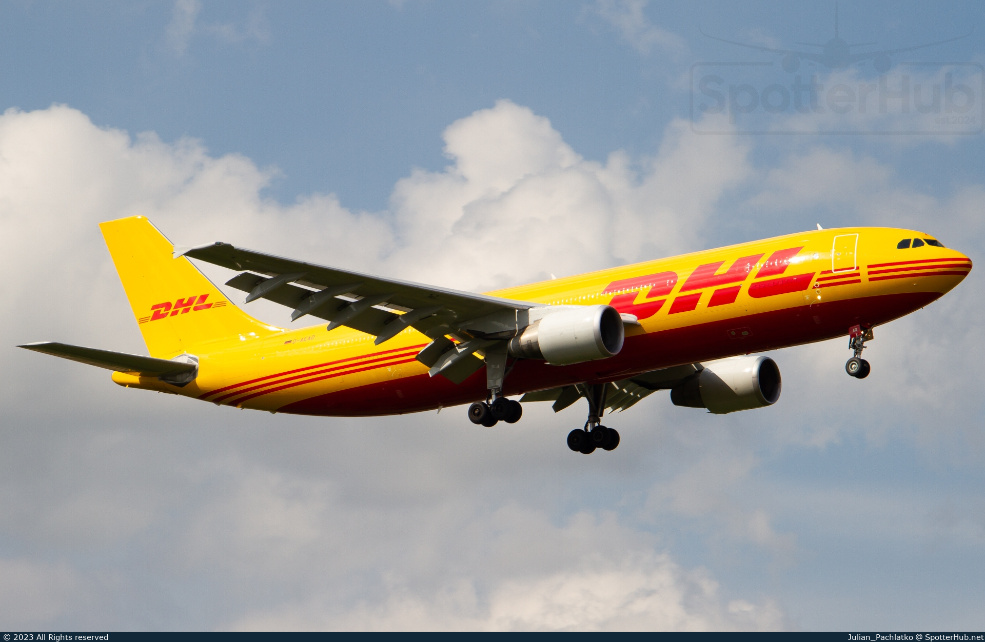 Photo of D-AEAD - Airbus A300B4-622R(F) operated by European Air Transport