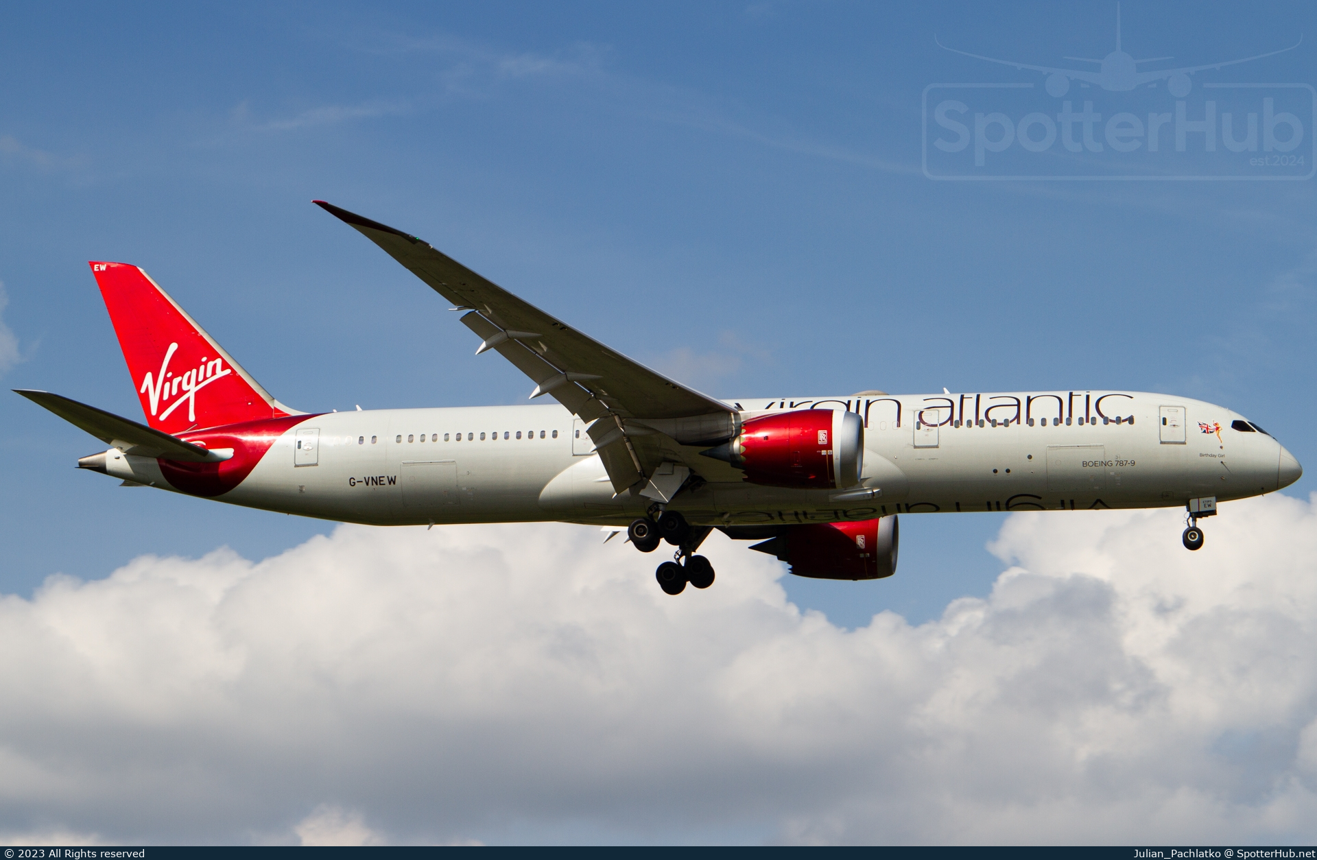 Photo of G-VNEW - Boeing 787-9 Dreamliner operated by Virgin Atlantic Airways