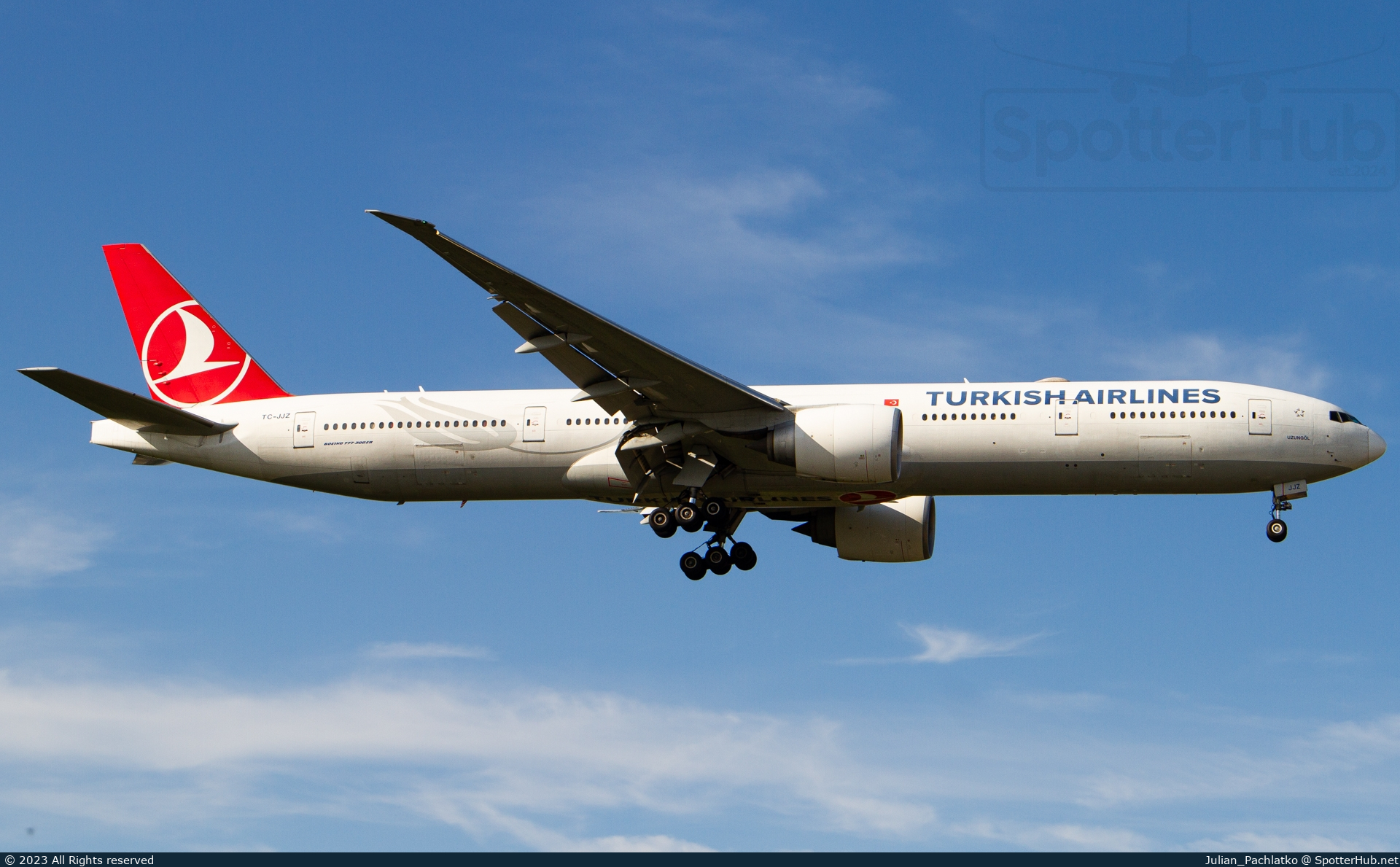 Photo of TC-JJZ - Boeing 777-3F2(ER) operated by Turkish Airlines