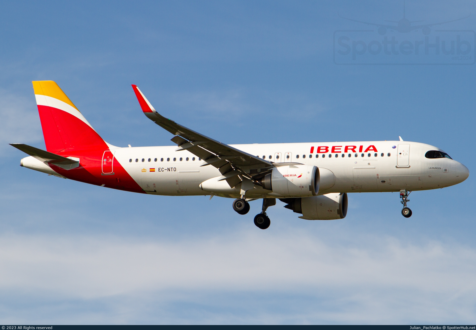 Photo of EC-NTO - Airbus A320-251N operated by Iberia