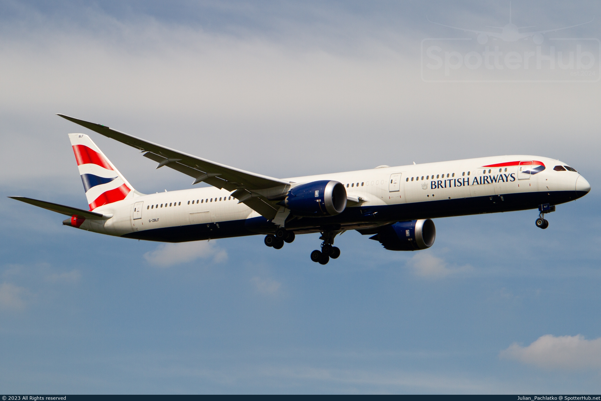 Photo of G-ZBLF - Boeing 787-10 Dreamliner operated by British Airways