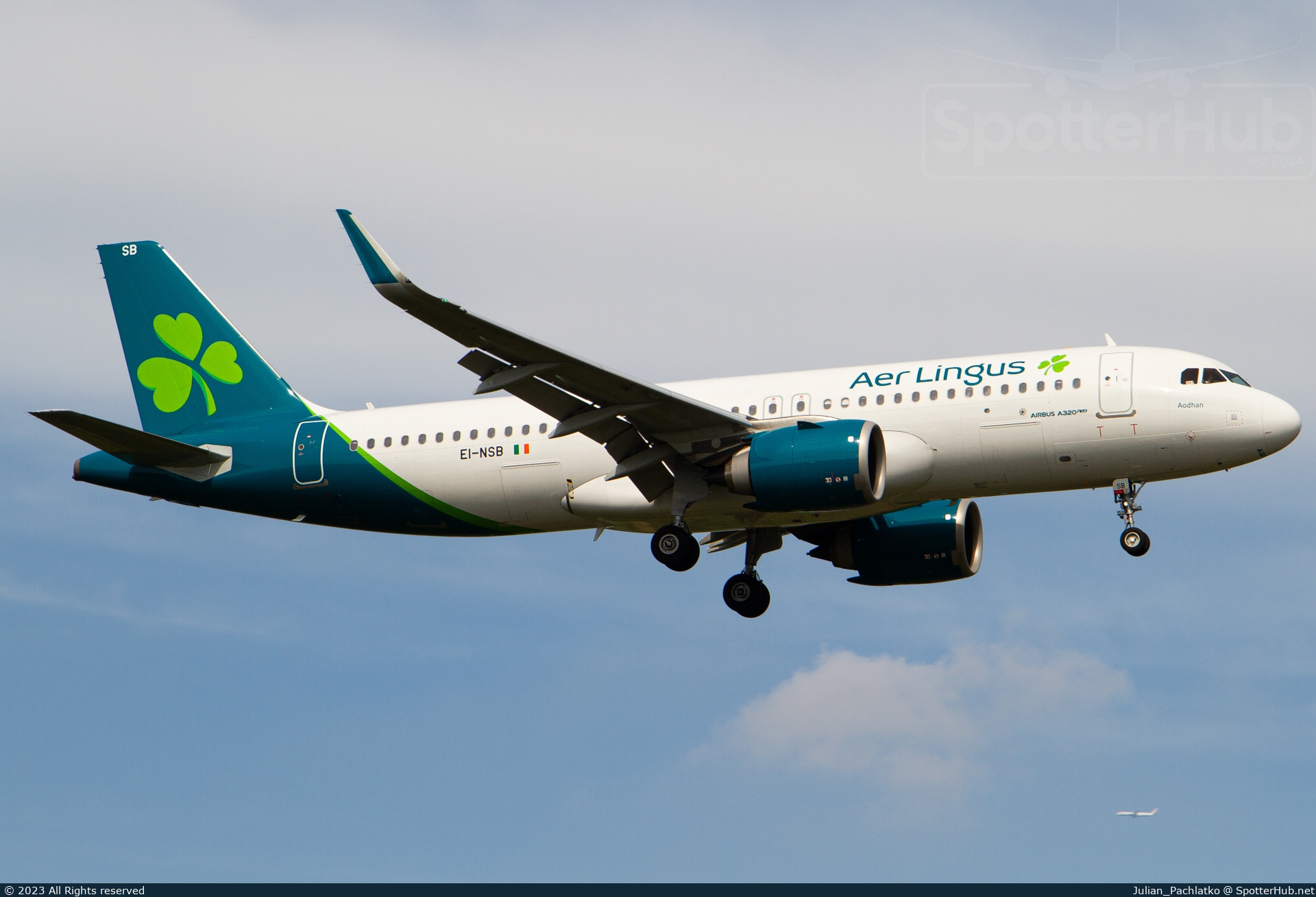 Photo of EI-NSB - Airbus A320-251N operated by Aer Lingus