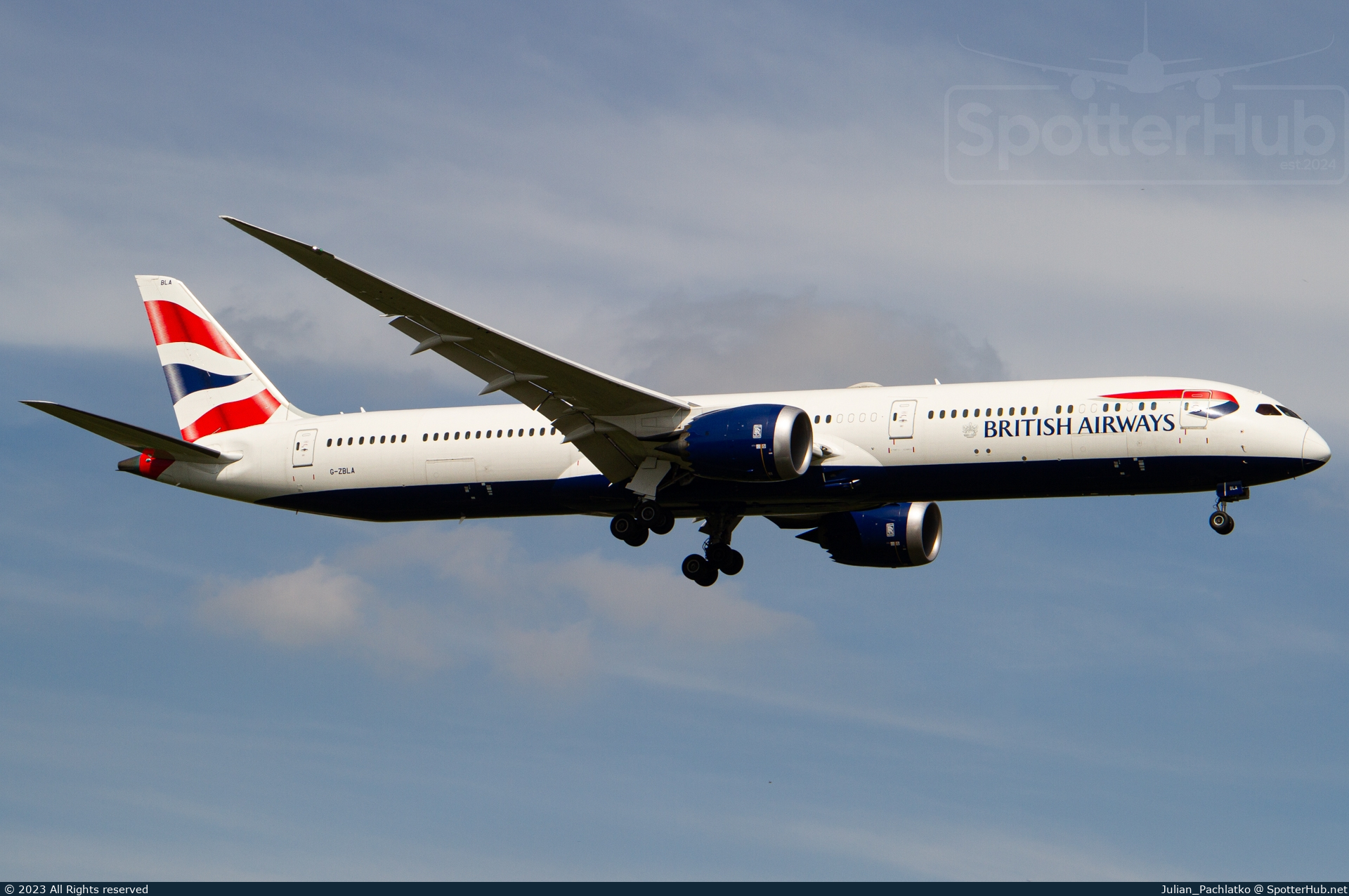 Photo of G-ZBLA - Boeing 787-10 Dreamliner operated by British Airways