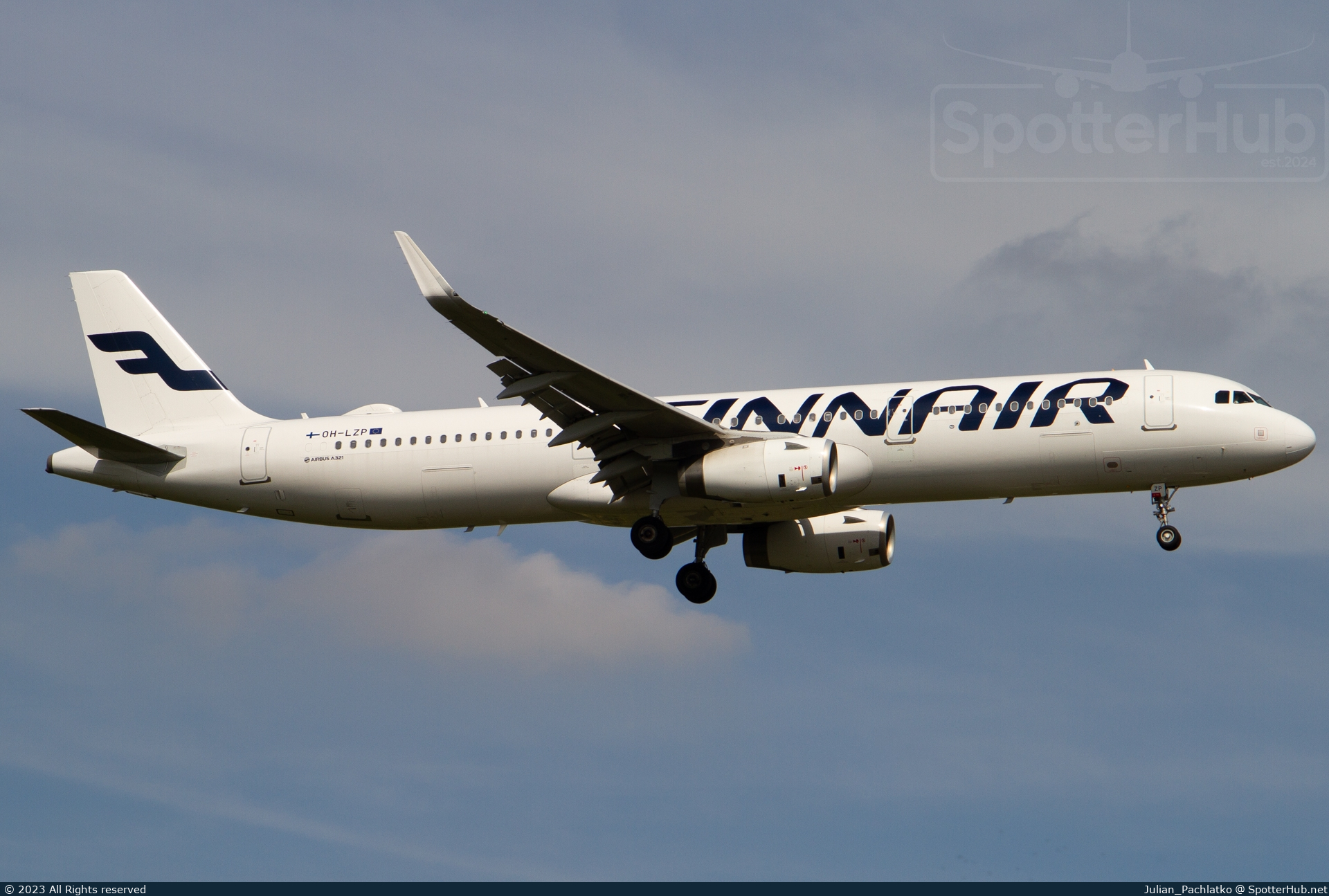 Photo of OH-LZP - Airbus A321-231 operated by Finnair