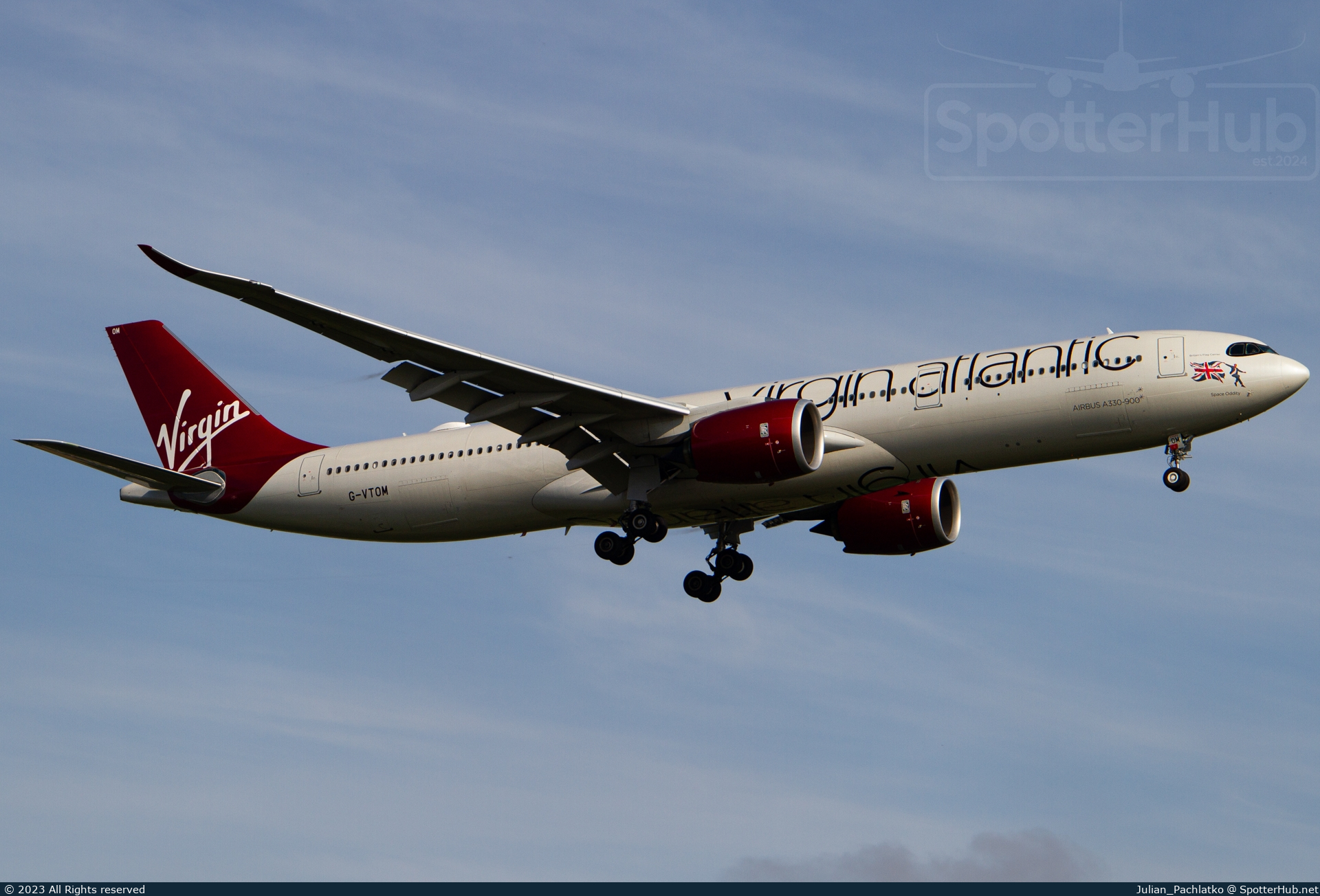 Photo of G-VTOM - Airbus A330-941 operated by Virgin Atlantic Airways