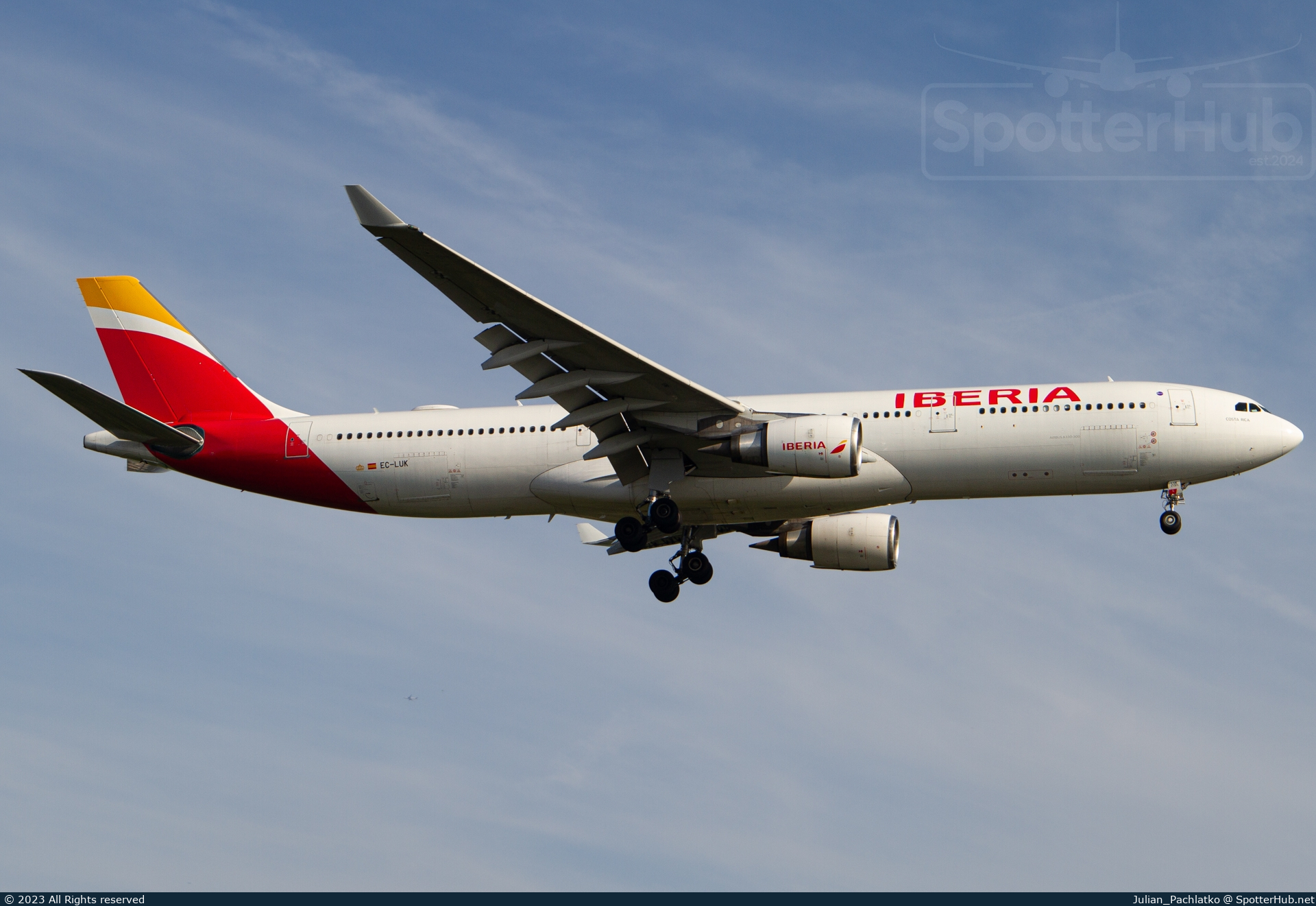 Photo of EC-LUK - Airbus A330-302 operated by Iberia