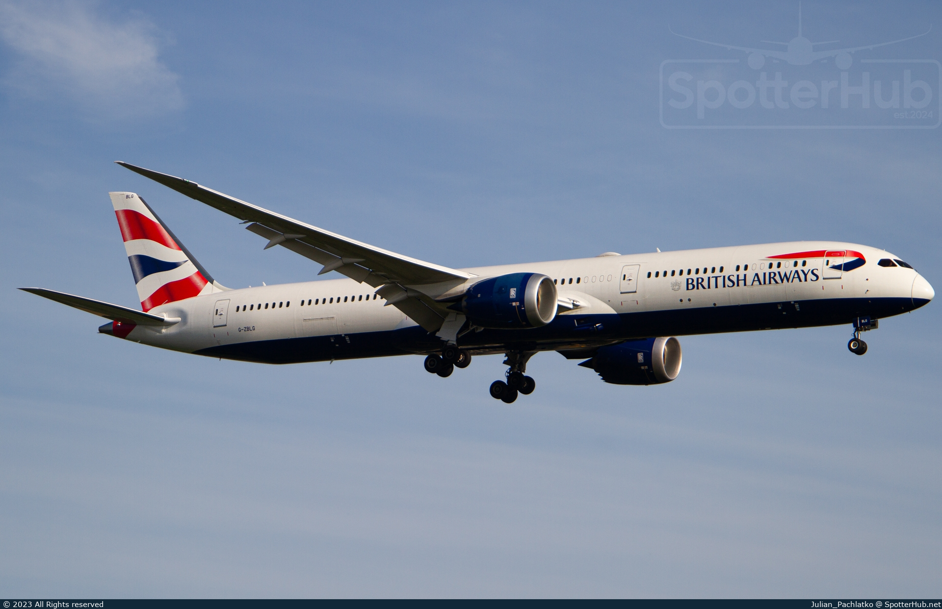 Photo of G-ZBLG - Boeing 787-10 Dreamliner operated by British Airways