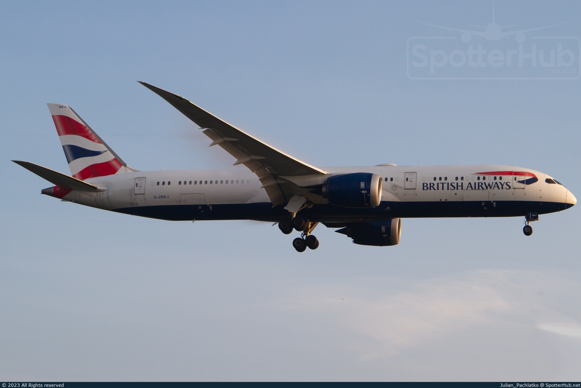 Photo of G-ZBKJ - Boeing 787-9 Dreamliner operated by British Airways