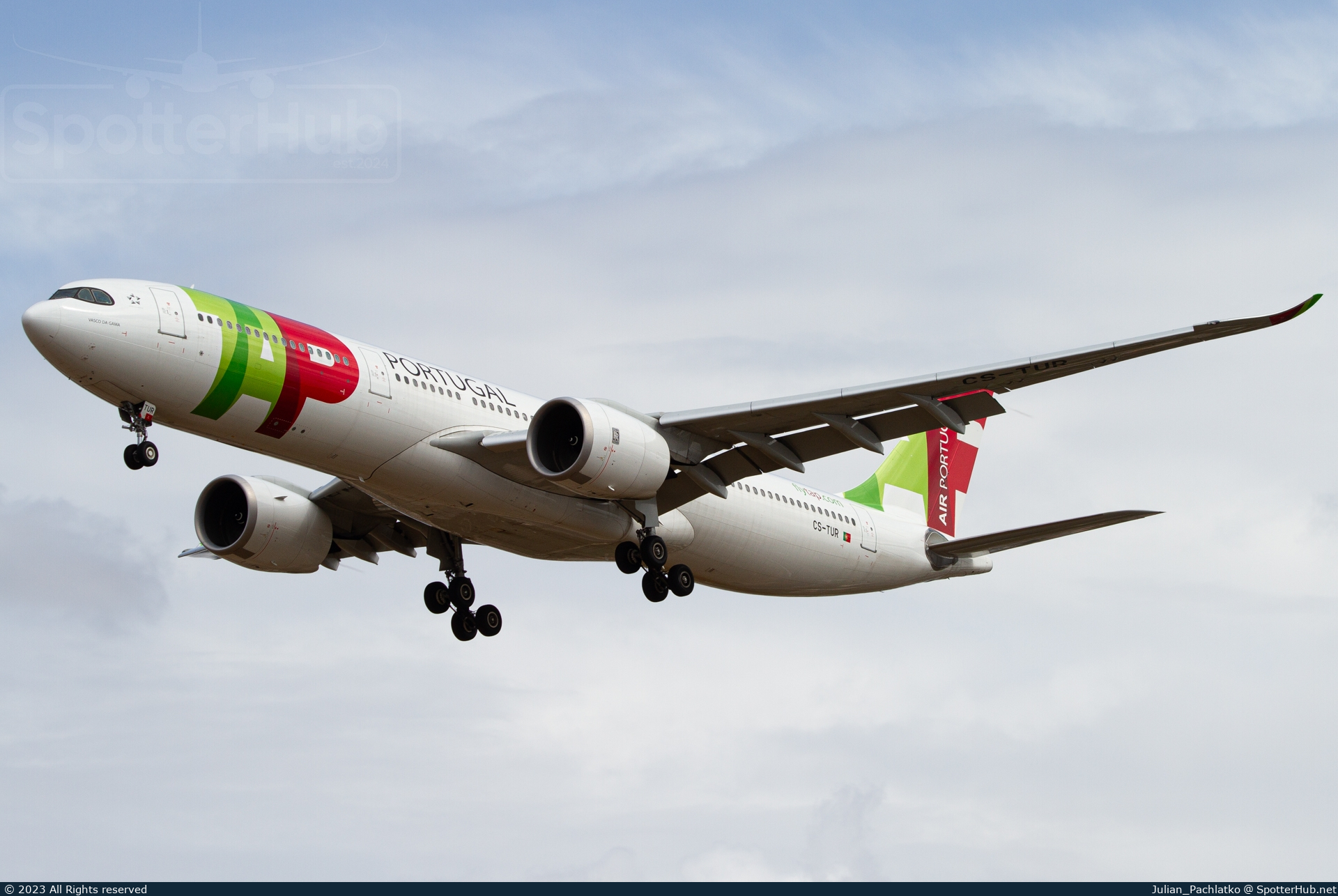 Photo of CS-TUR - Airbus A330-941 operated by TAP Air Portugal