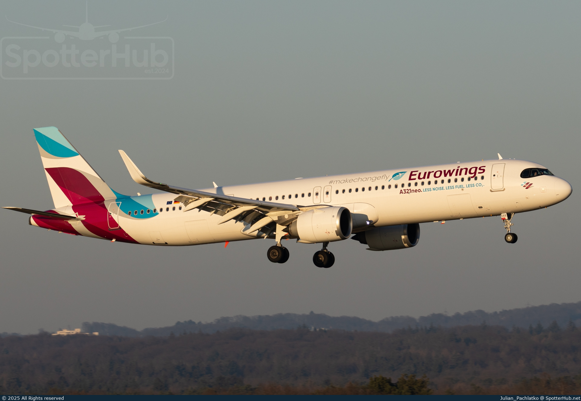 Photo of D-AEEE - Airbus A321-251NX operated by Eurowings