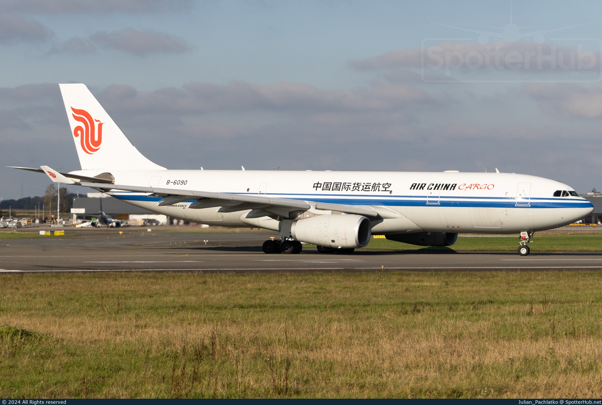 Photo of B-6090 - Airbus A330-243(P2F) operated by Air China Cargo