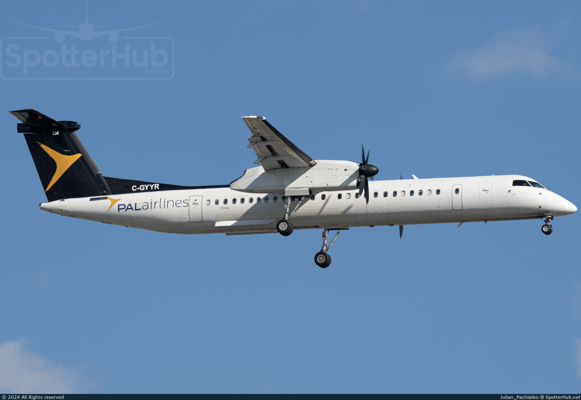 Photo of C-GYYR - Bombardier DHC-8-402 Dash 8 Q400 operated by PAL Airlines