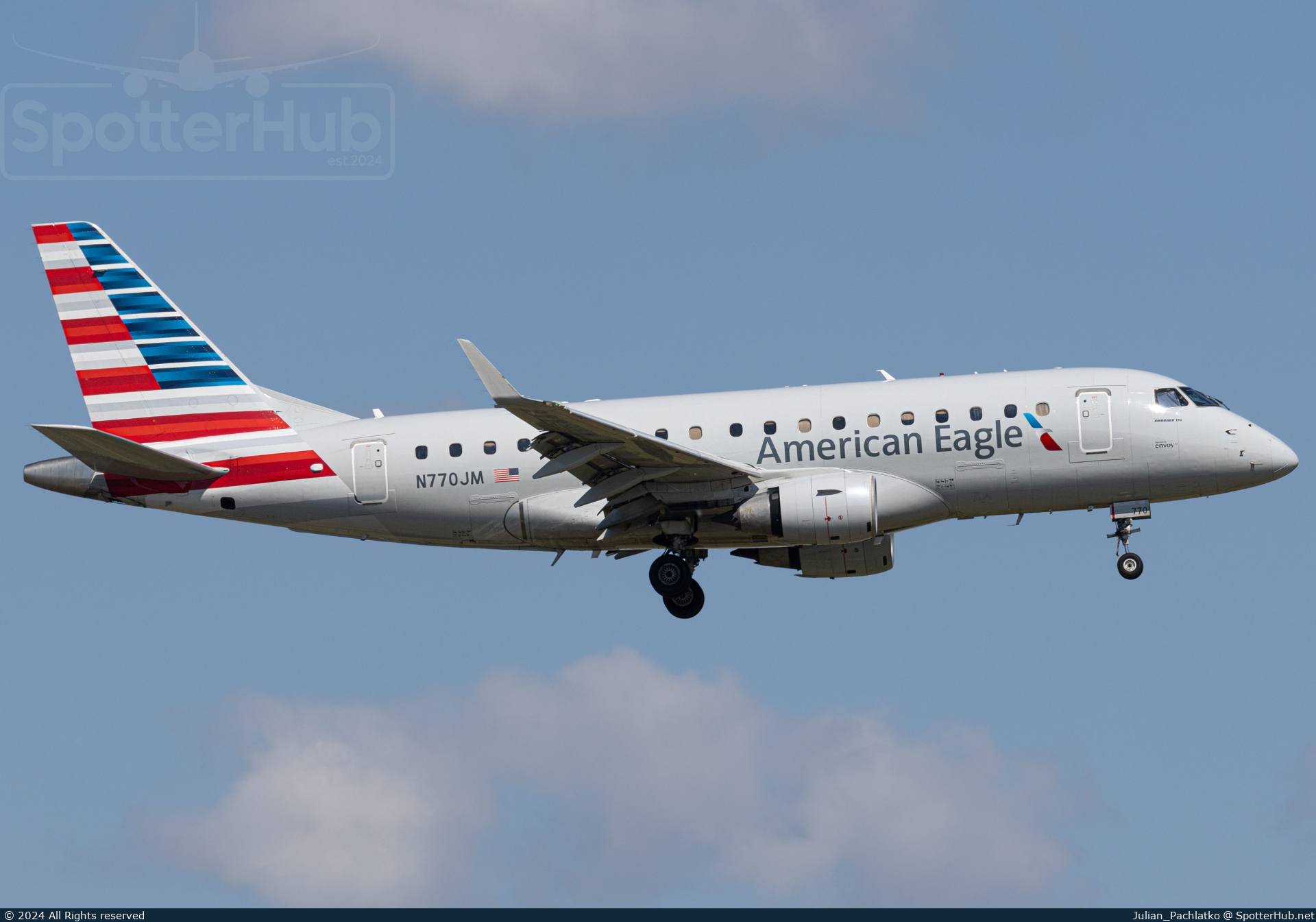 Photo of N770JM - Embraer ERJ-170LR operated by American Eagle (opb Envoy Air)