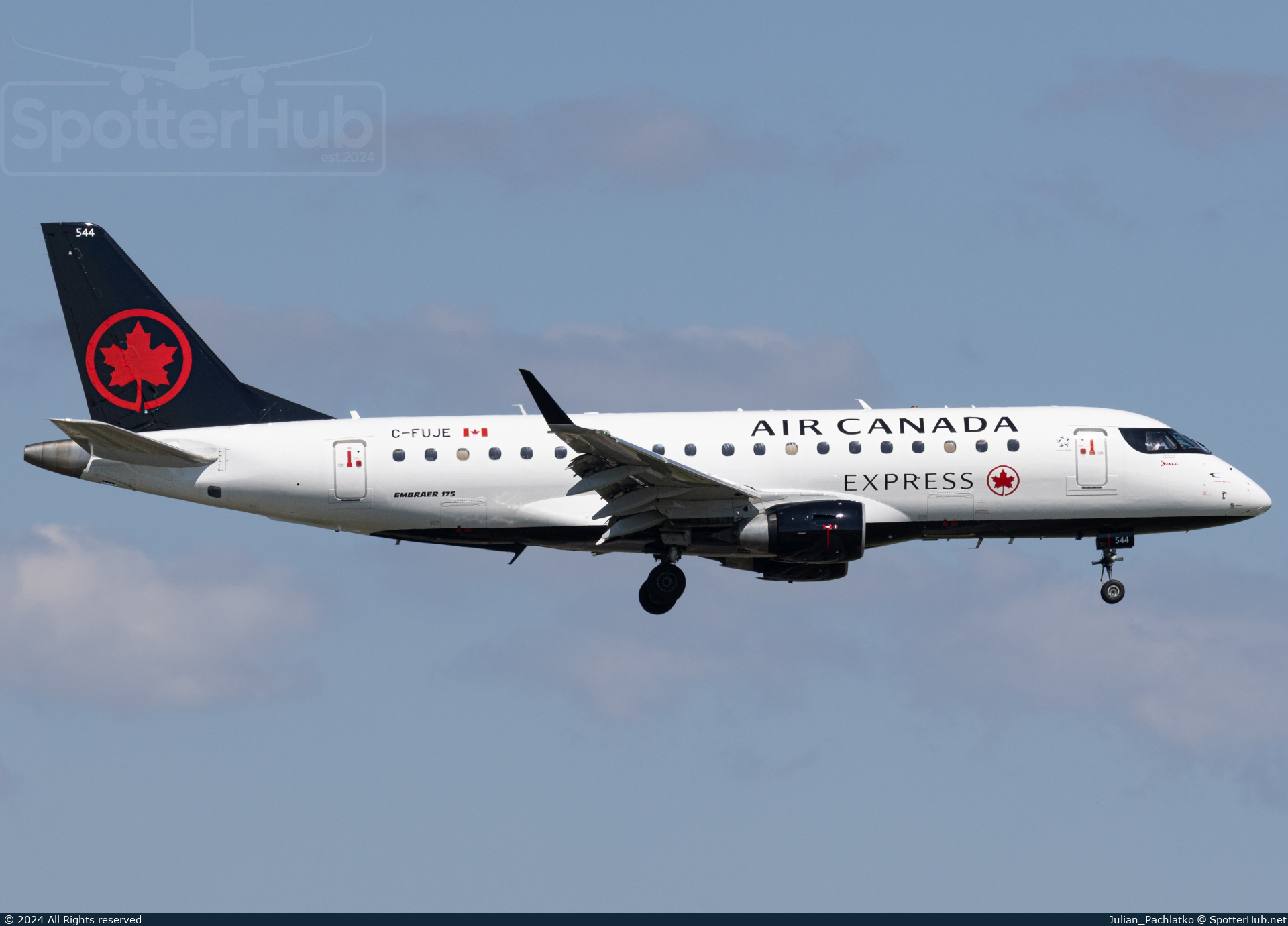 Photo of C-FUJE - Embraer ERJ-175SU operated by Air Canada Express (opb Jazz Air)