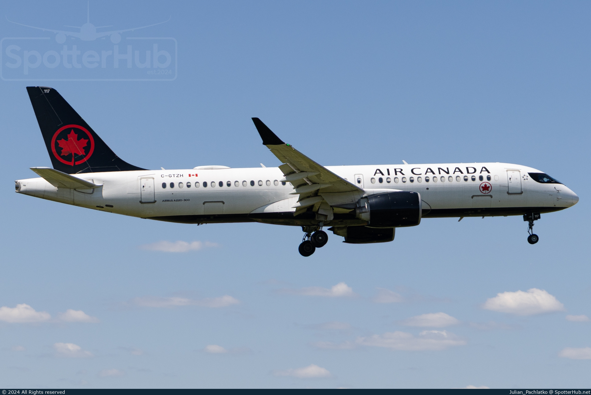 Photo of C-GTZH - Airbus A220-300 operated by Air Canada