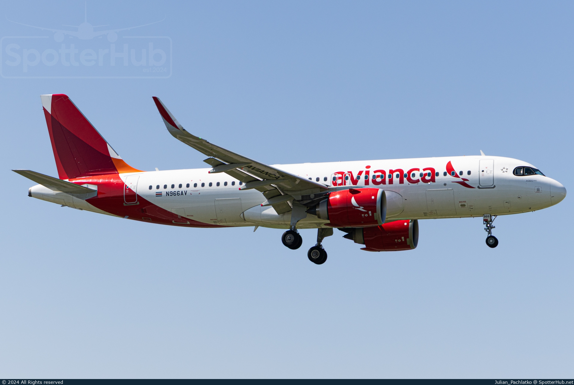 Photo of N966AV - Airbus A320-251N operated by Avianca