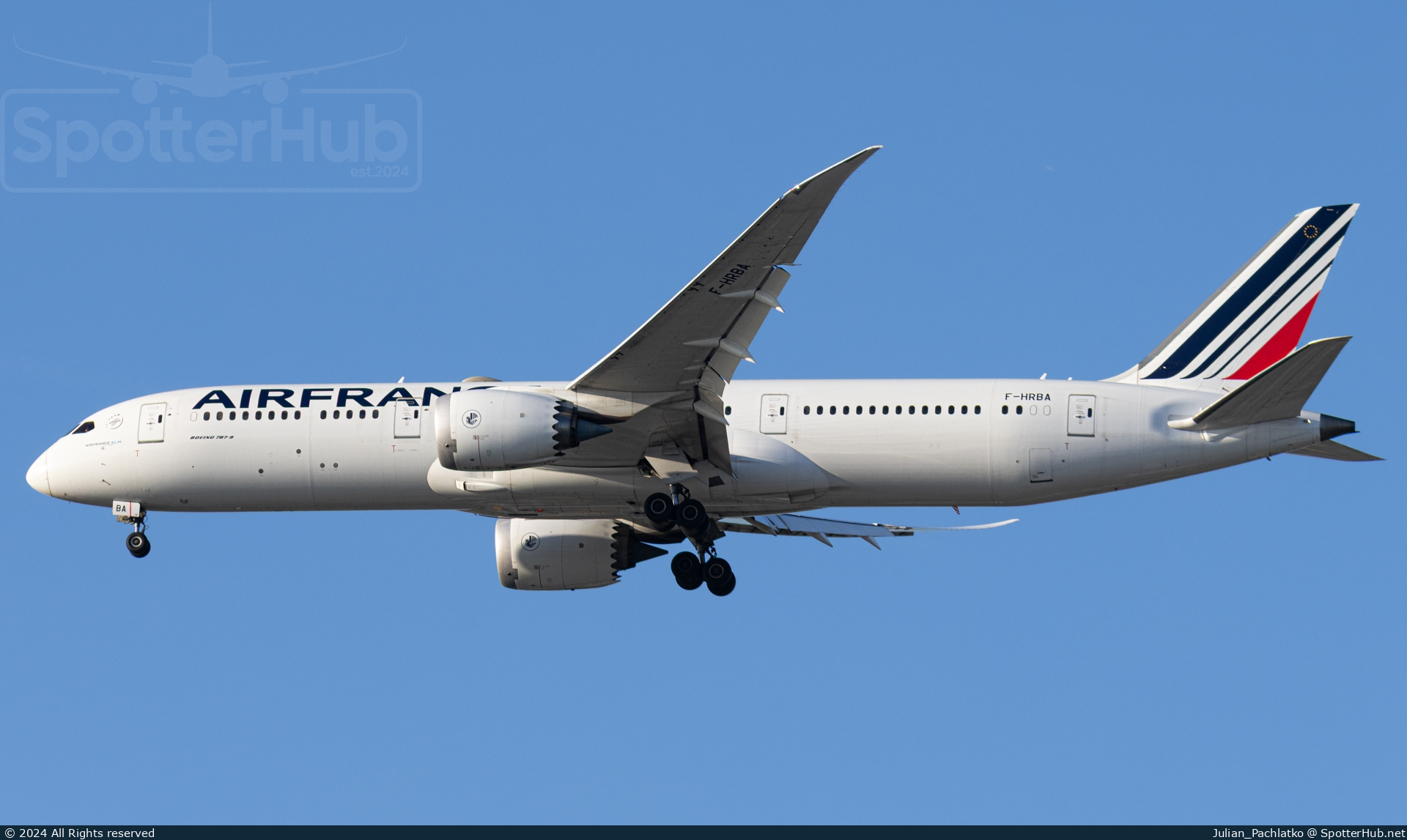 Photo of F-HRBA - Boeing 787-9 Dreamliner operated by Air France