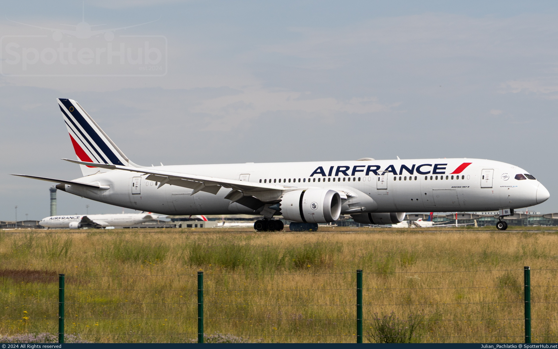 Photo of F-HRBI - Boeing 787-9 Dreamliner operated by Air France