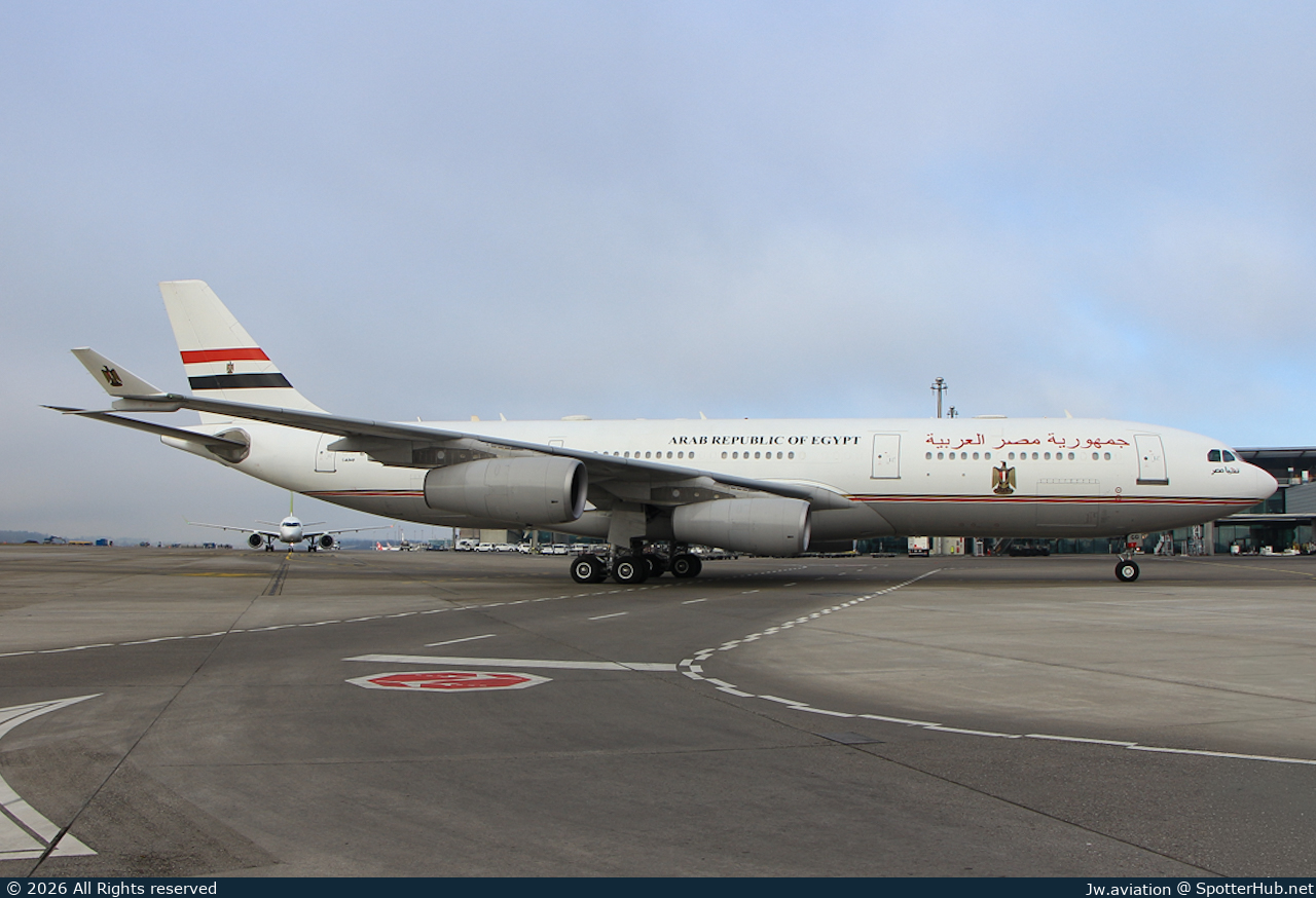 Photo of SU-GGG - Airbus A340-211 operated by Government of Egypt