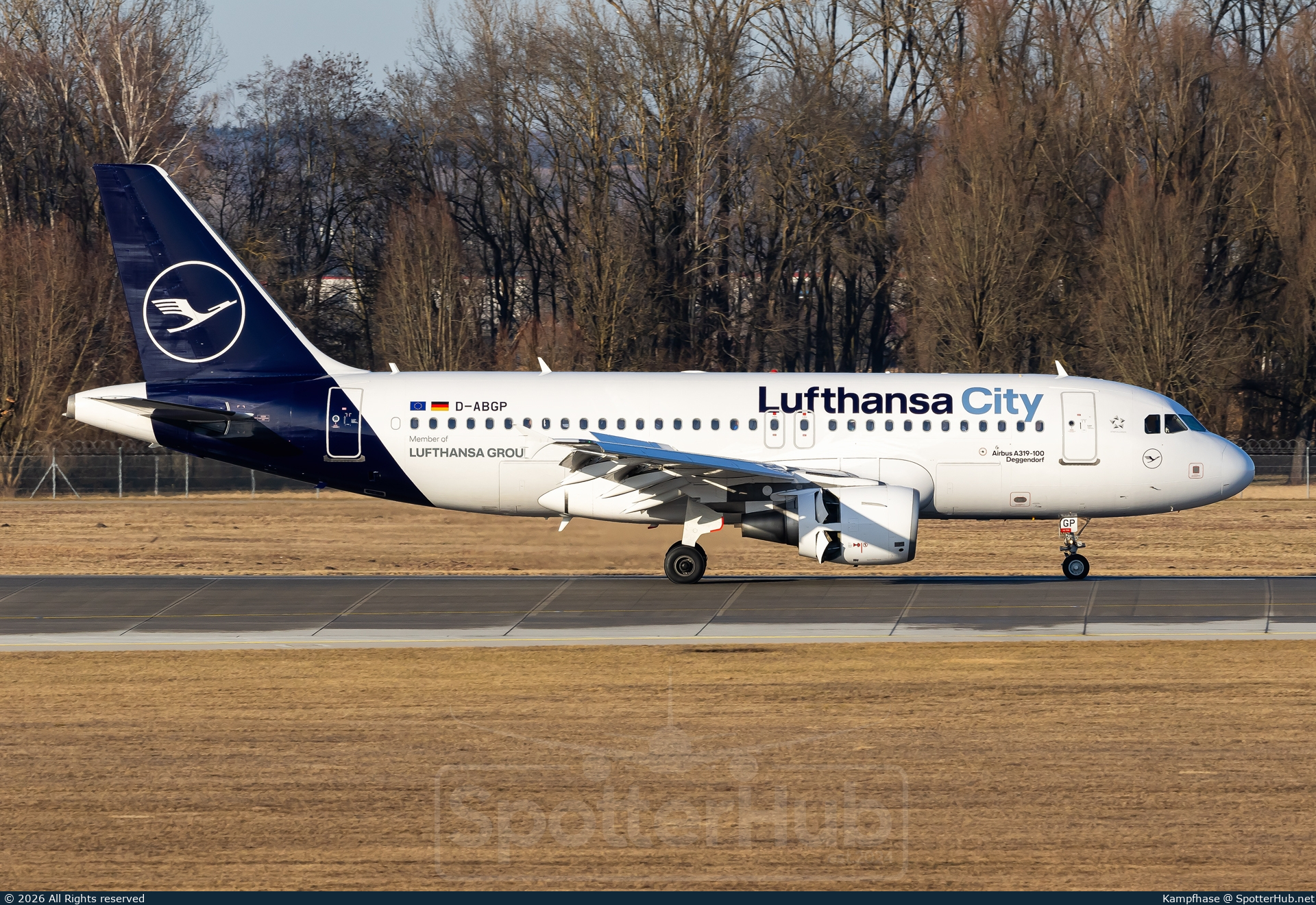 Photo of D-ABGP - Airbus A319-112 operated by Lufthansa City Airlines