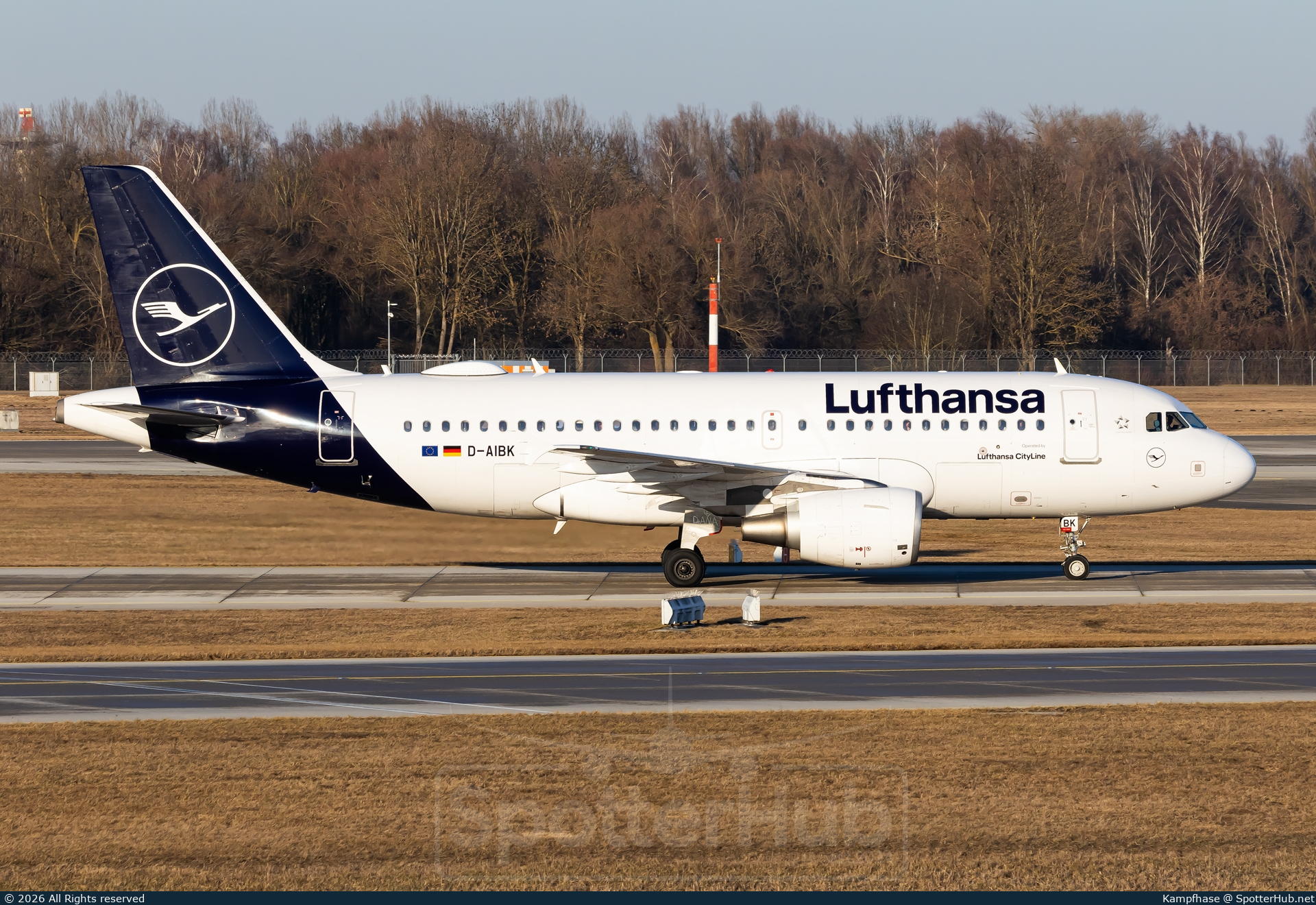 Photo of D-AIBK - Airbus A319-112 operated by Lufthansa CityLine