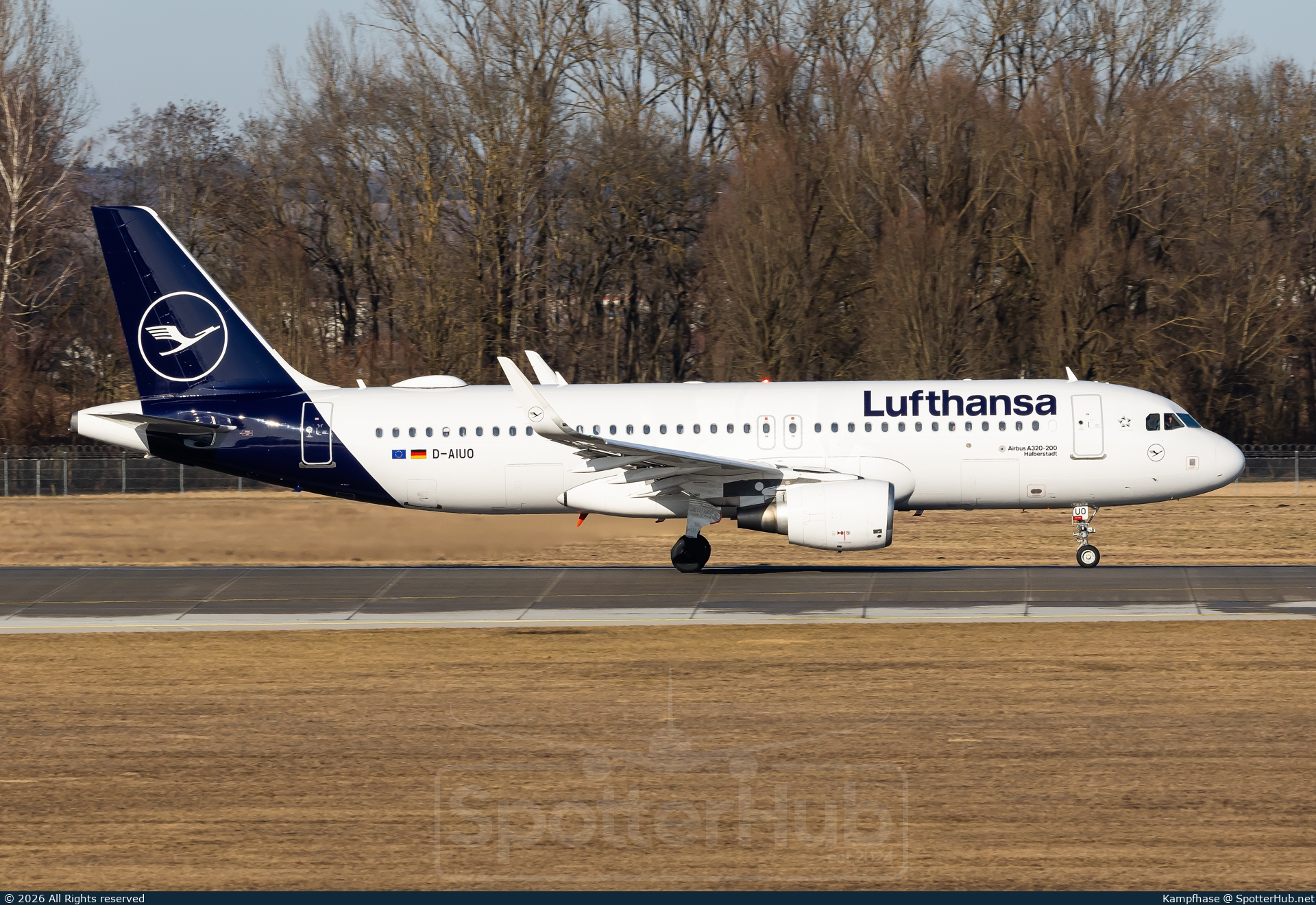 Photo of D-AIUO - Airbus A320-214 operated by Lufthansa