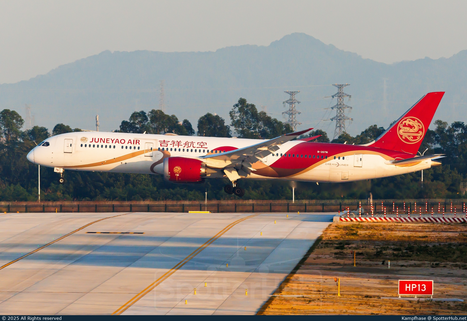 Photo of B-207N - Boeing 787-9 Dreamliner operated by Juneyao Air