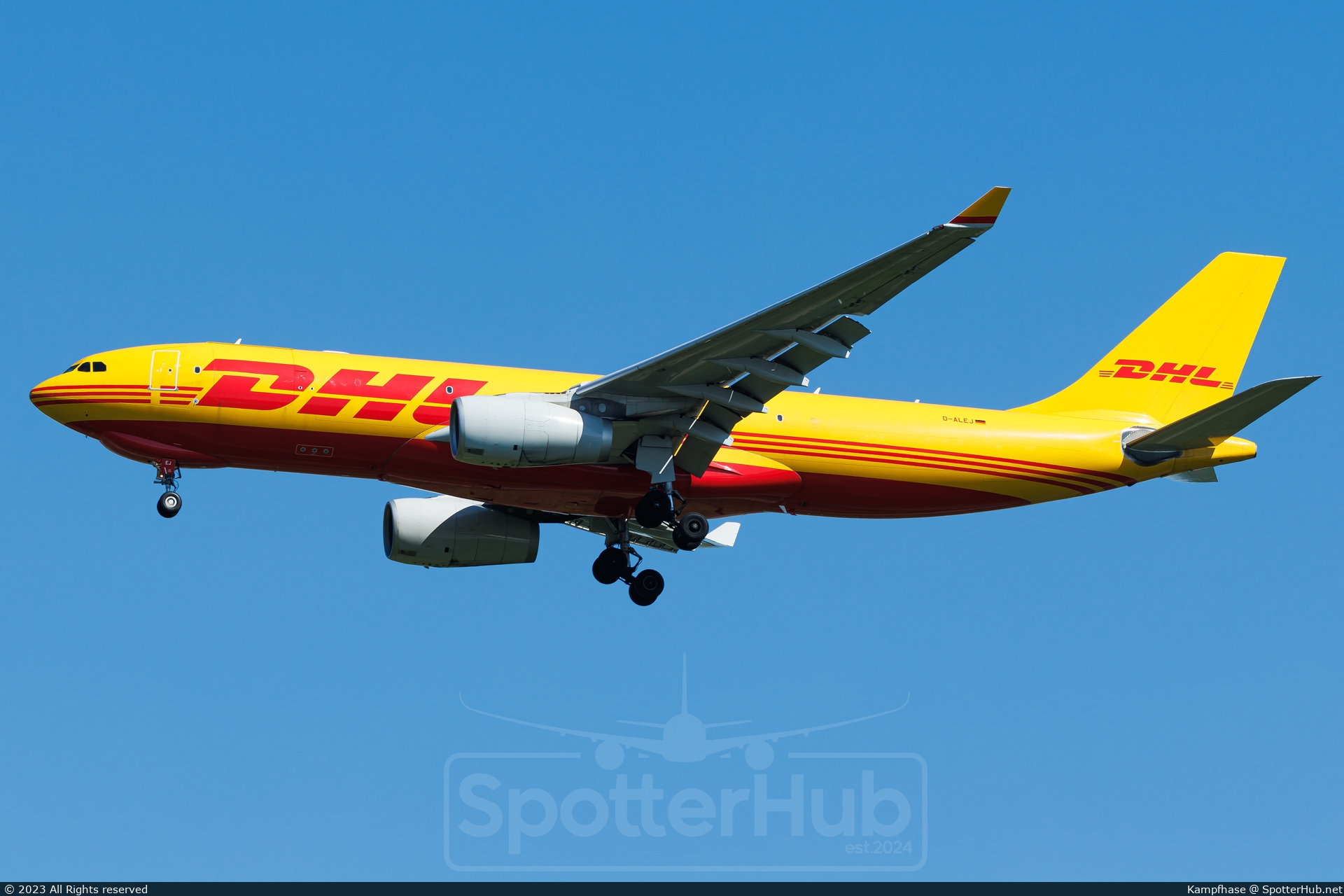 Photo of D-ALEJ - Airbus A330-243F operated by European Air Transport