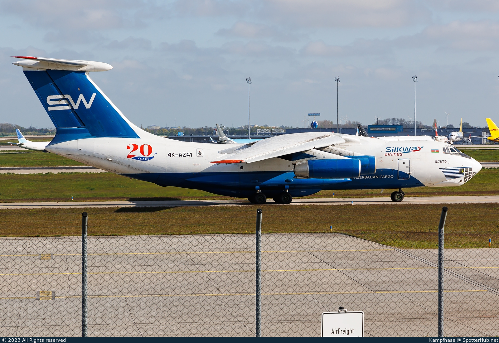 Photo of 4K-AZ41 - Ilyushin Il-76TD operated by Silk Way Airlines
