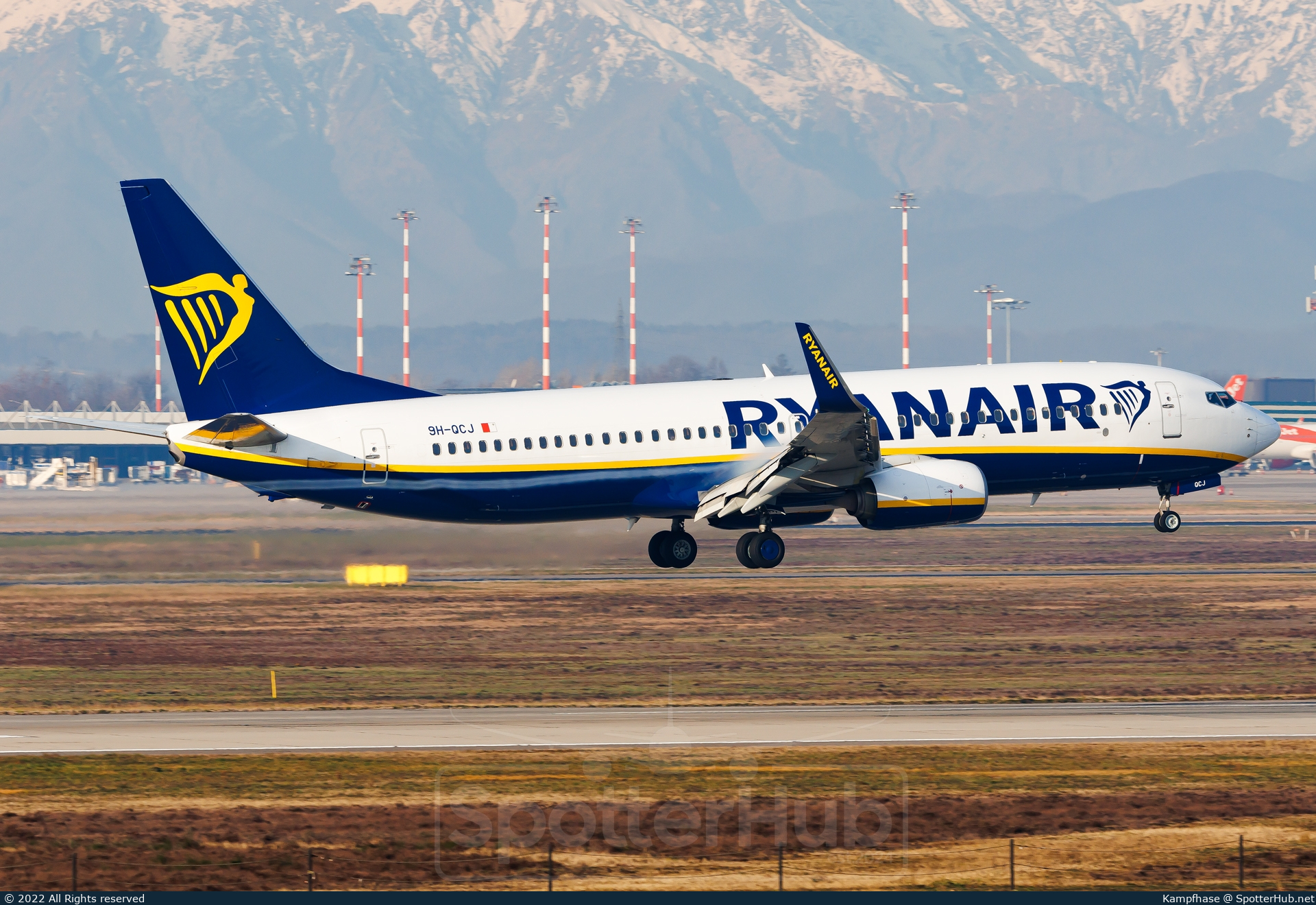 Photo of 9H-QCJ - Boeing 737-8AS operated by Ryanair (opb Malta Air)