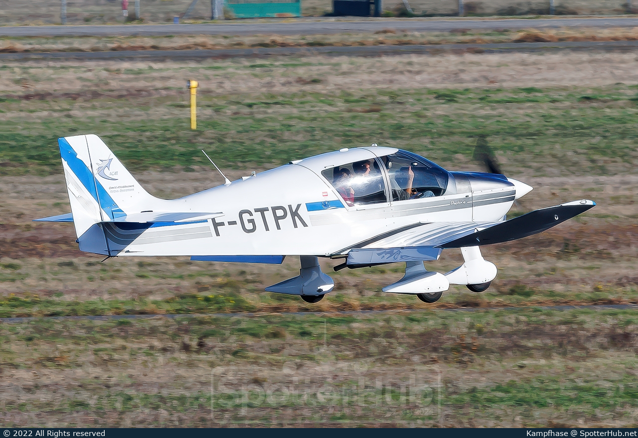 Photo of F-GTPK - Robin DR400/140B Dauphin 4 operated by Aéro-Club du CE Airbus France Toulouse